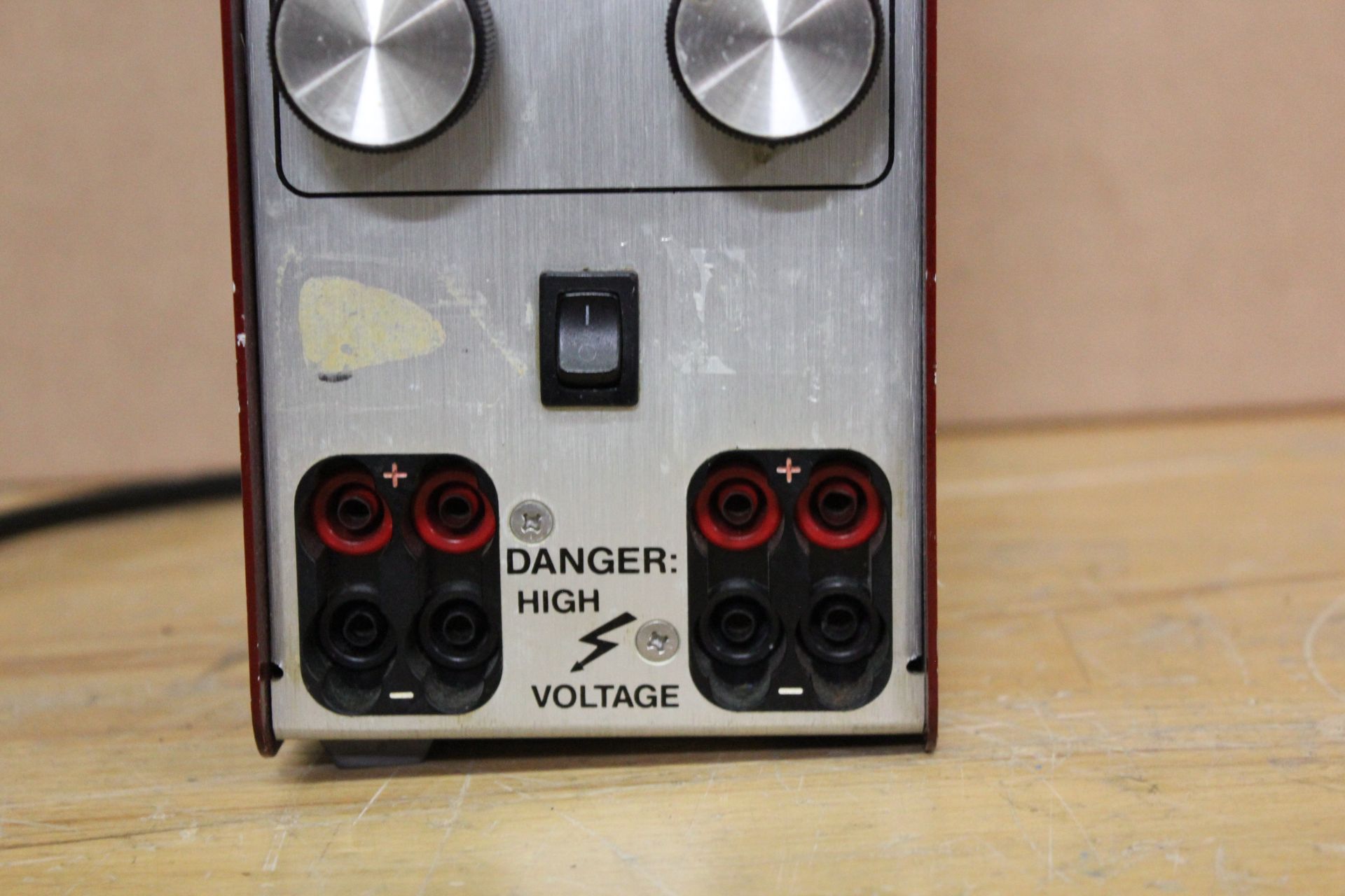 HOEFFER DC POWER SUPPLY - Image 3 of 6