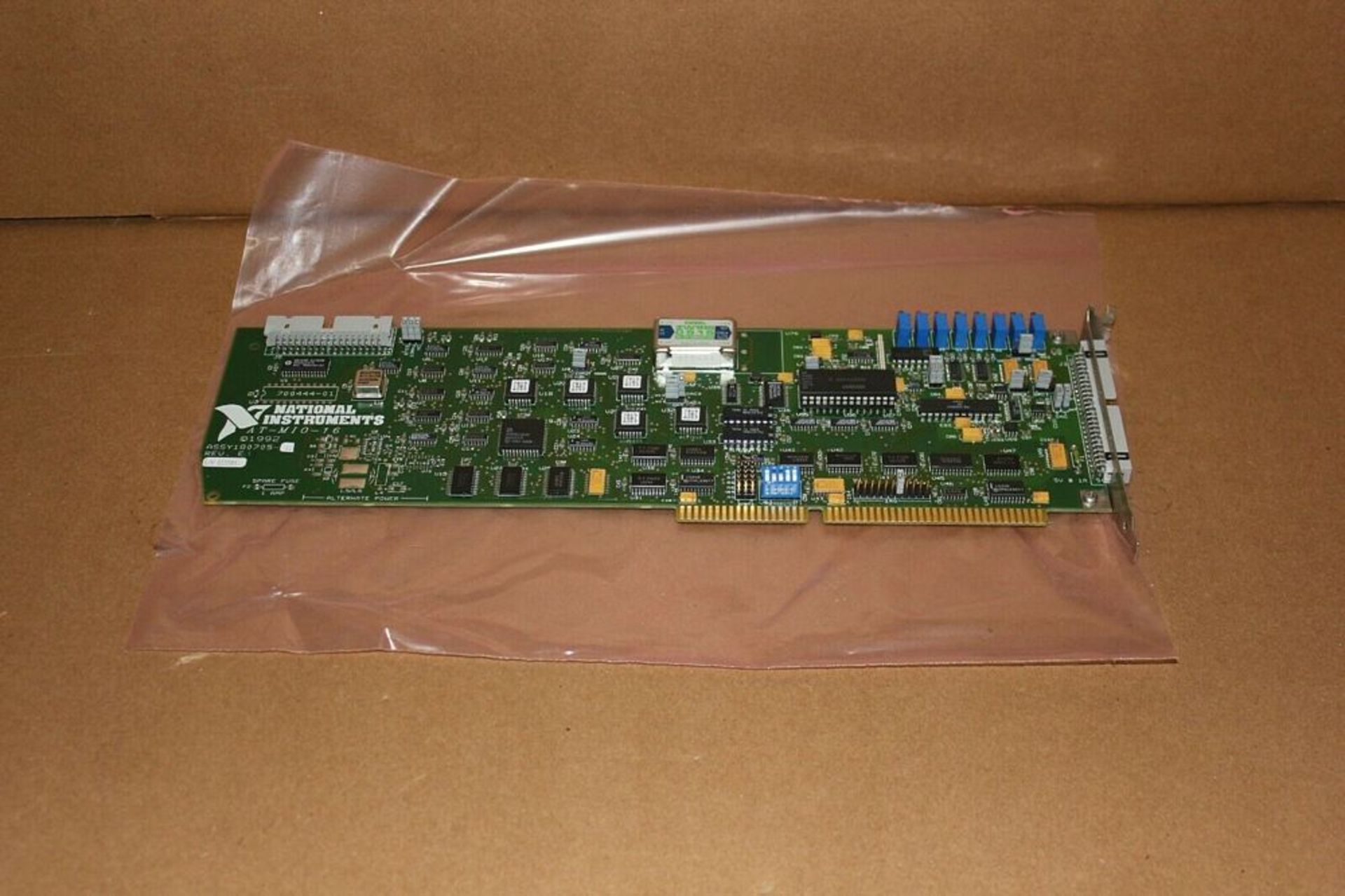 NATIONAL INSTRUMENTS MULTIFUNCTION I/O BOARD