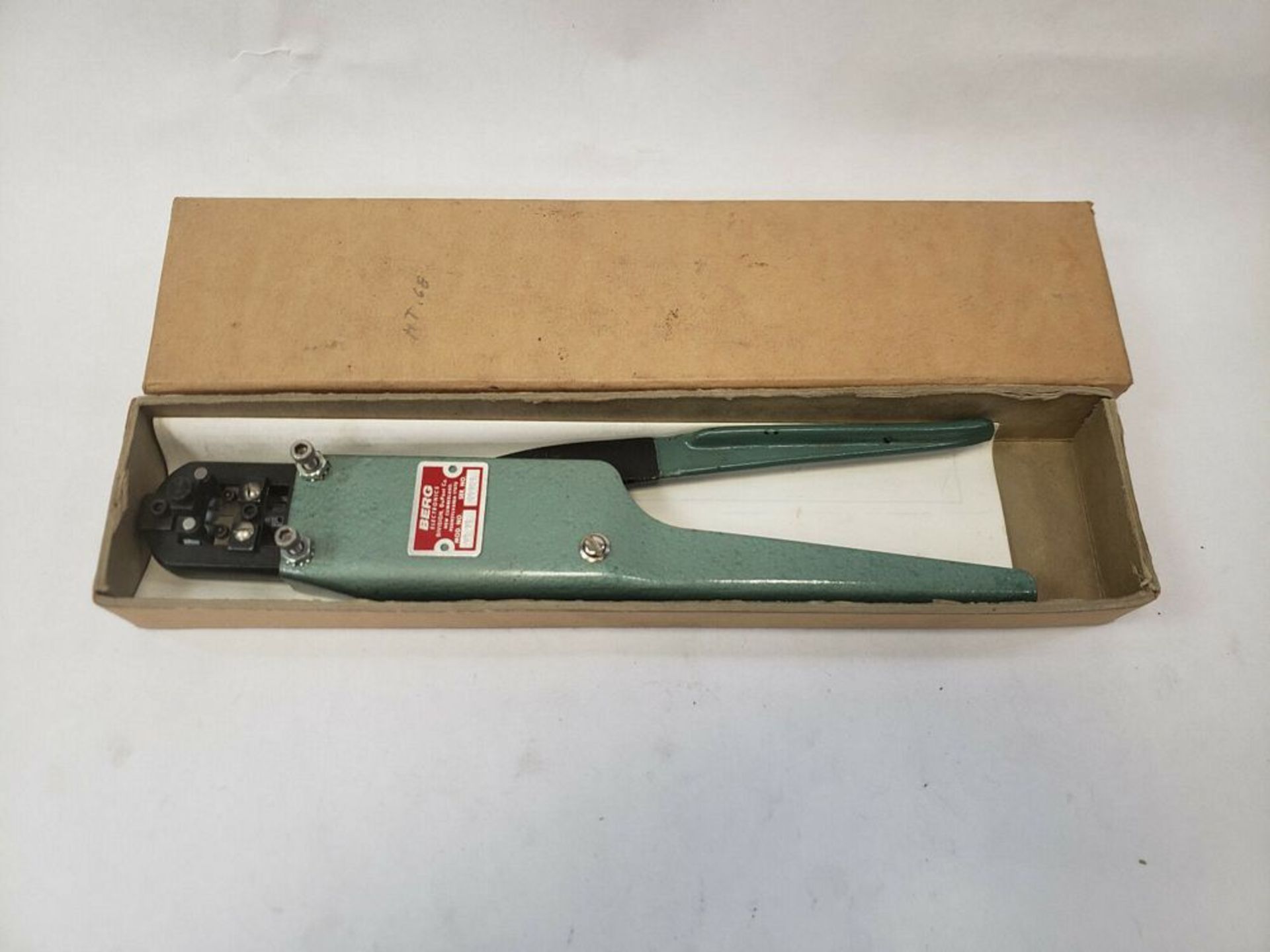 NEW BERG HT 68 HAND CRIMPER CRIMPING TOOL