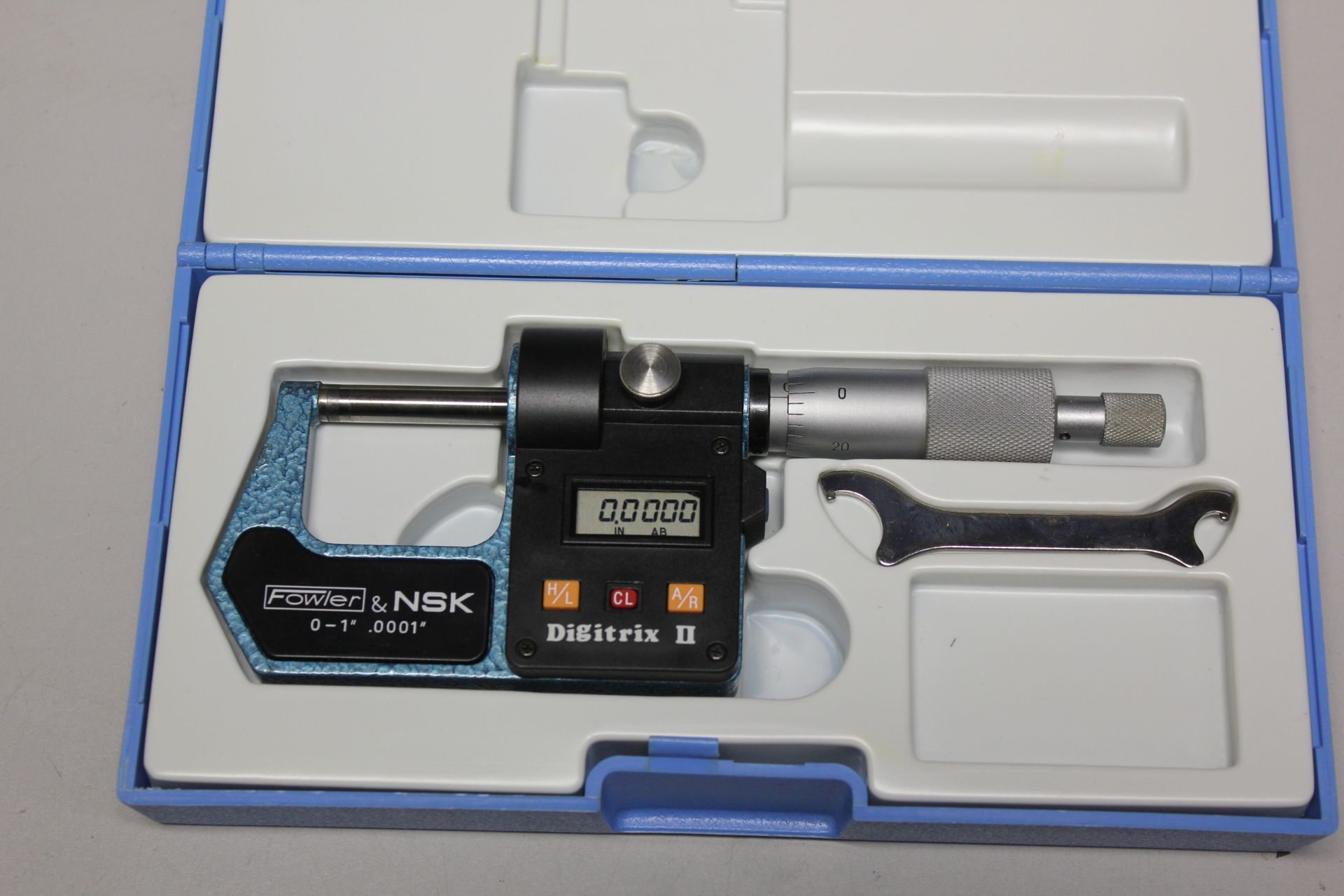 FOWLER/NSK DIGITRIX II DIGITAL MICROMETER IN CASE - Image 2 of 4