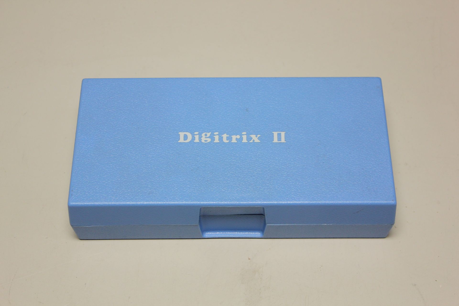 FOWLER/NSK DIGITRIX II DIGITAL MICROMETER IN CASE