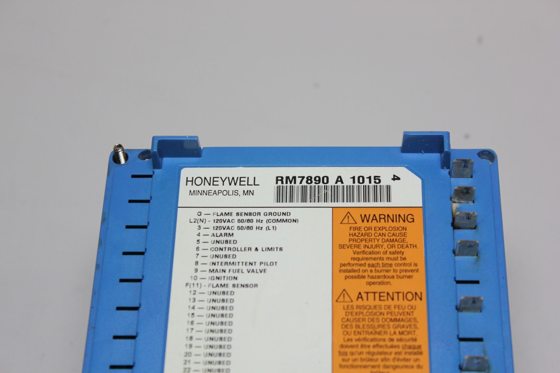 HONEYWELL BURNER CONTROL WITH FLAME AMPLIFIER - Image 8 of 9