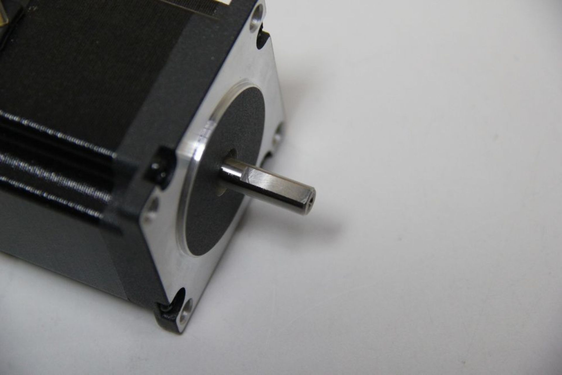 NEW ANAHEIM AUTOMATION STEPPER MOTOR - Image 4 of 4