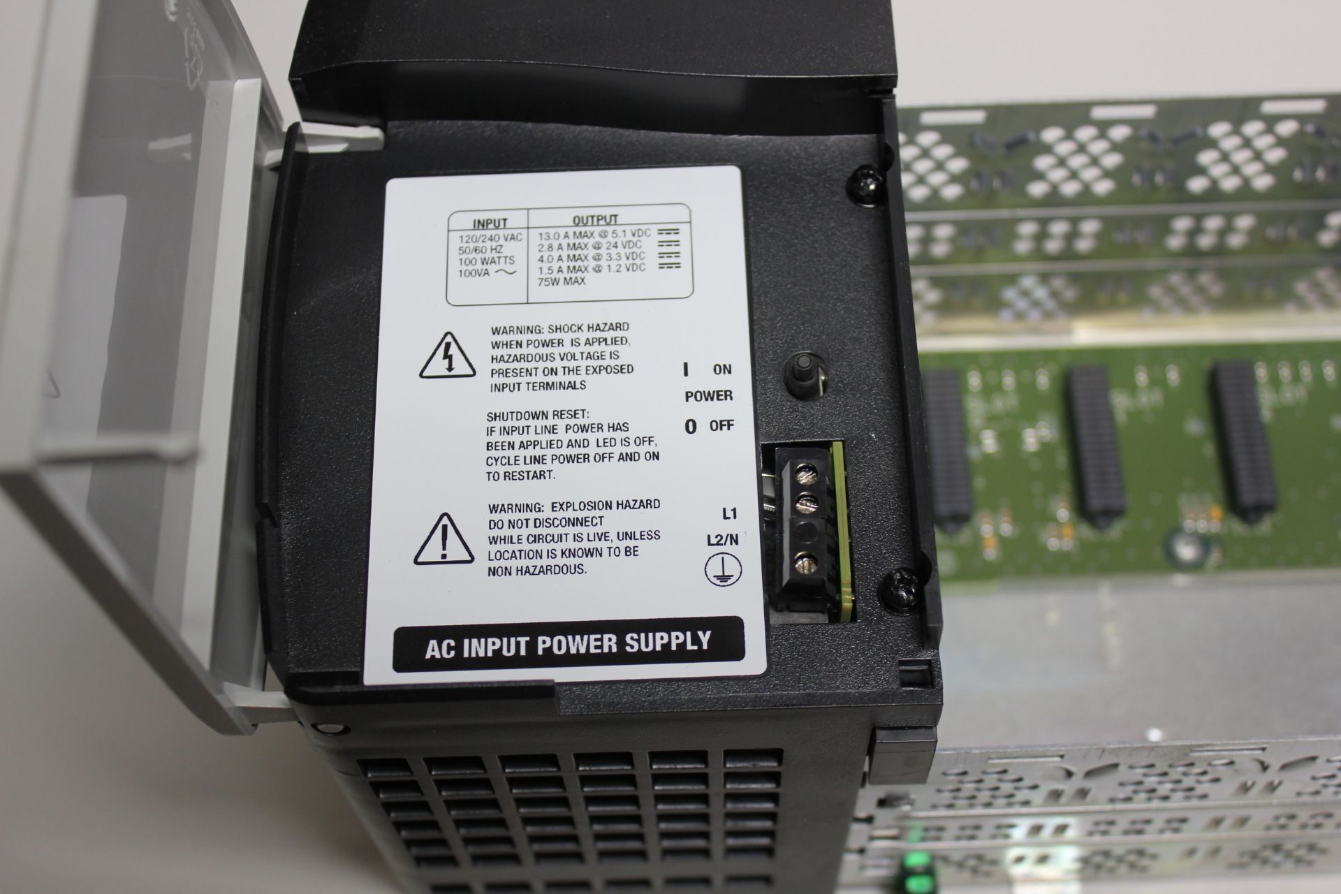 ALLEN BRADLEY CONTROLLOGIX PLC CHASSIS & POWER SUPPLY - Image 2 of 4
