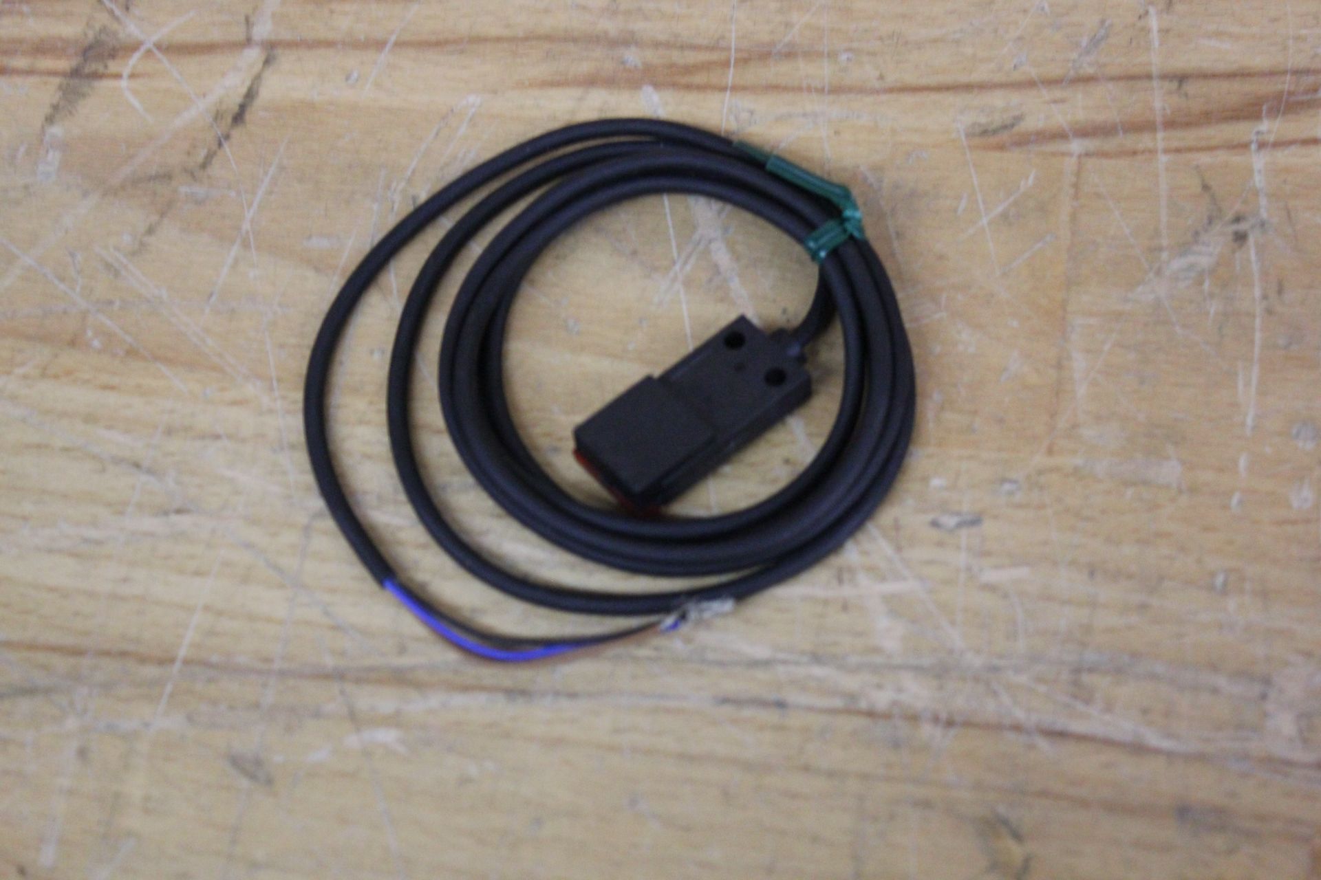 UNUSED SUNX PROXIMITY SENSOR