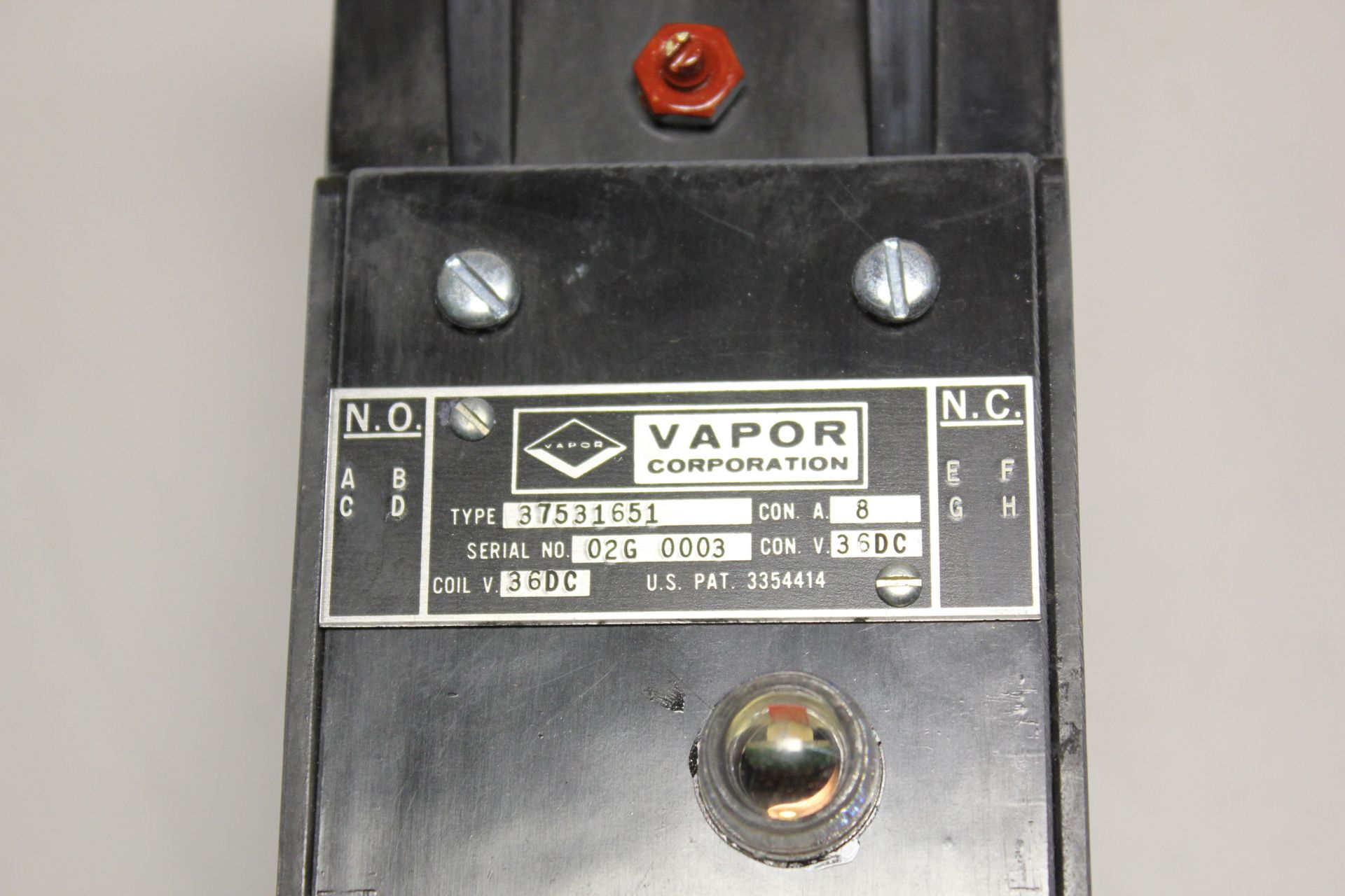 NEW VAPOR CORP. DC CONTROL RELAY - Image 3 of 7