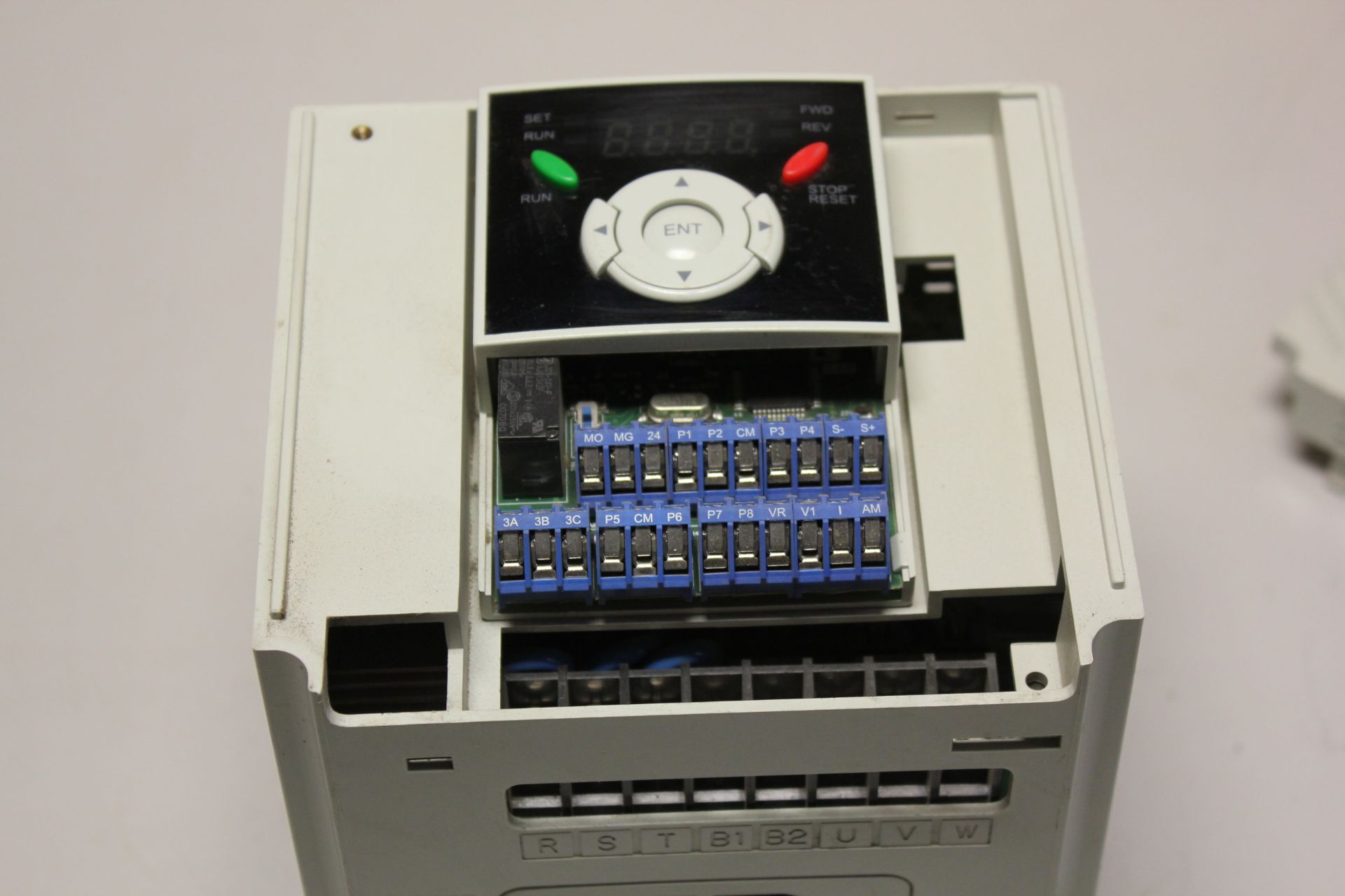 BENSHAW 3HP VARIABLE FREQUENCY AC DRIVE - Image 4 of 4