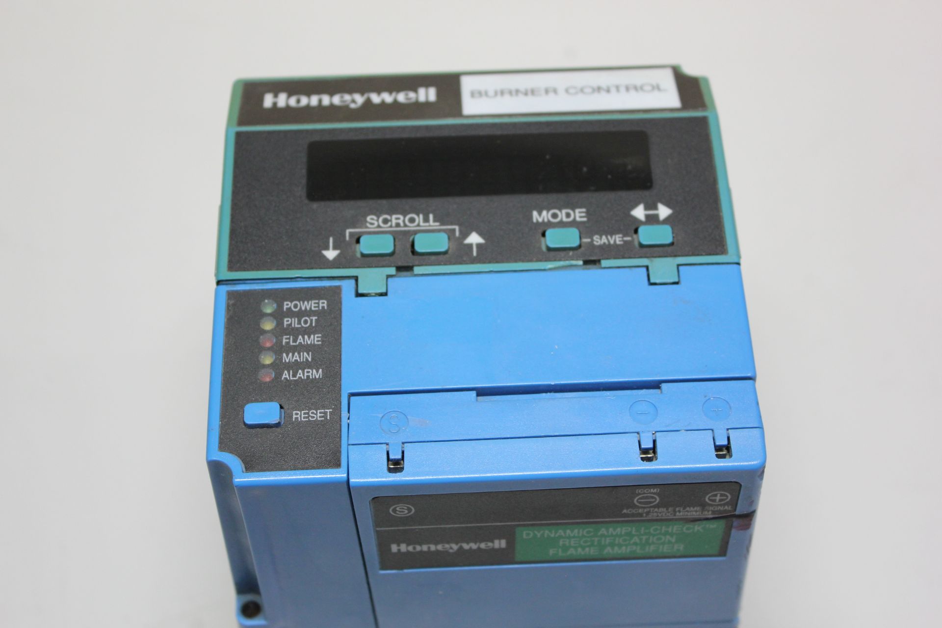 HONEYWELL BURNER CONTROL WITH FLAME AMPLIFIER - Image 2 of 9