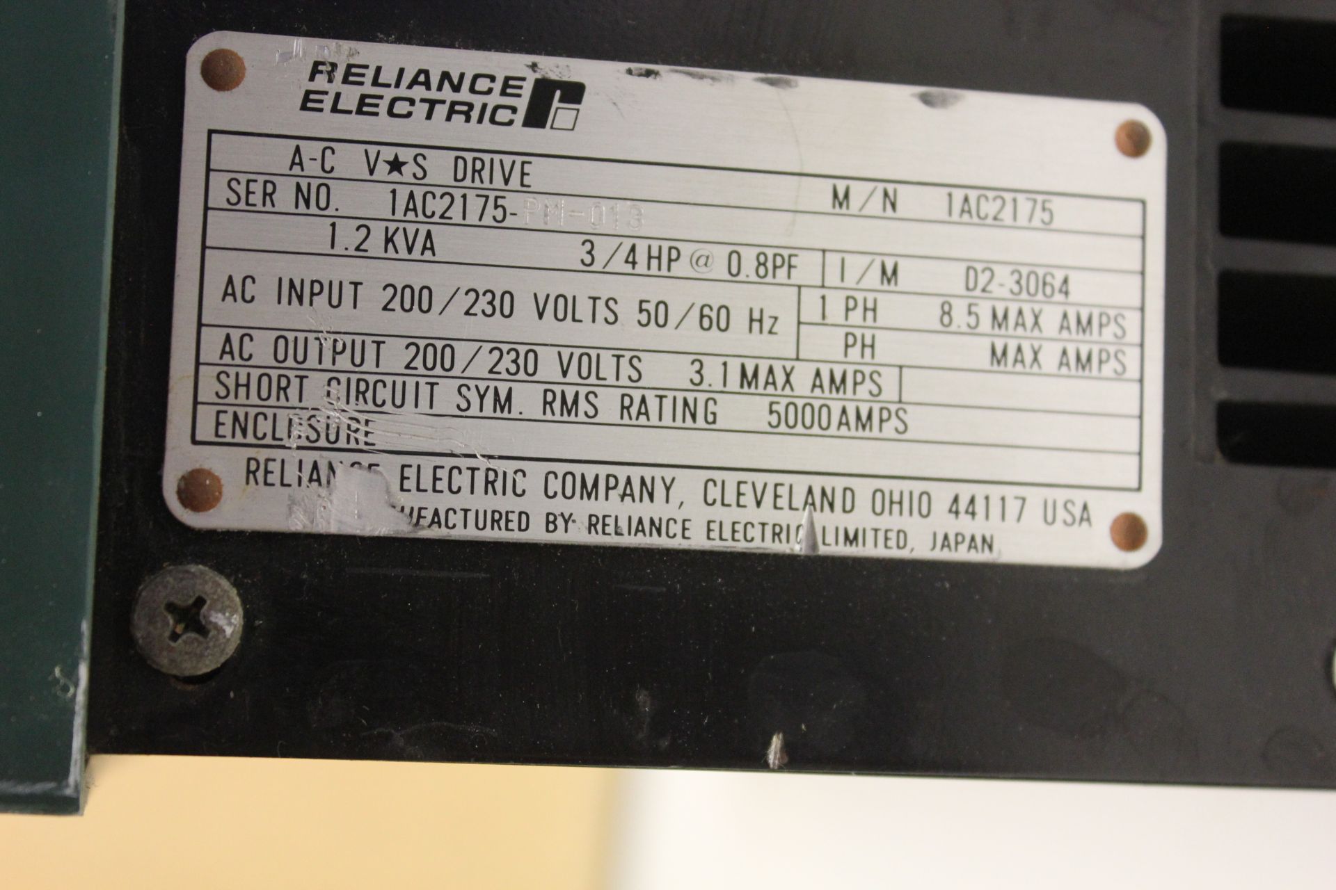RELIANCE ELECTRIC 3/4HP AC VS DRIVE - Image 3 of 5