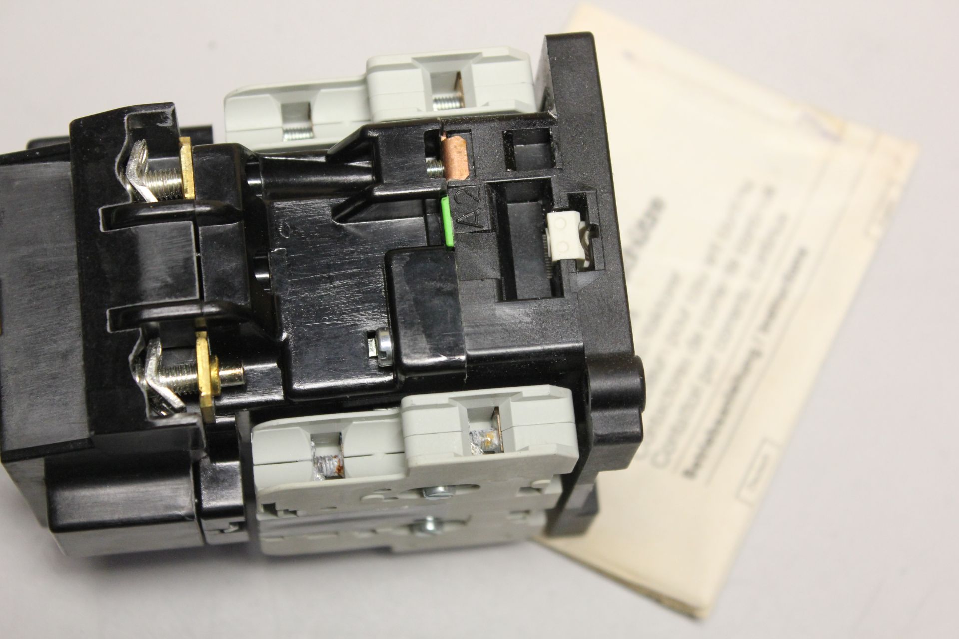 NEW SIEMENS CONTACTOR - Image 6 of 6