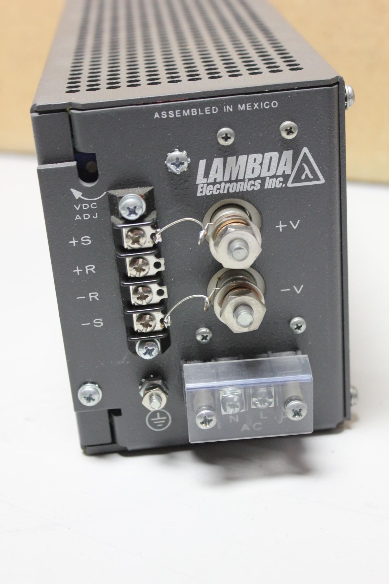 LAMBDA 520W REGULATED POWER SUPPLY - Image 2 of 4