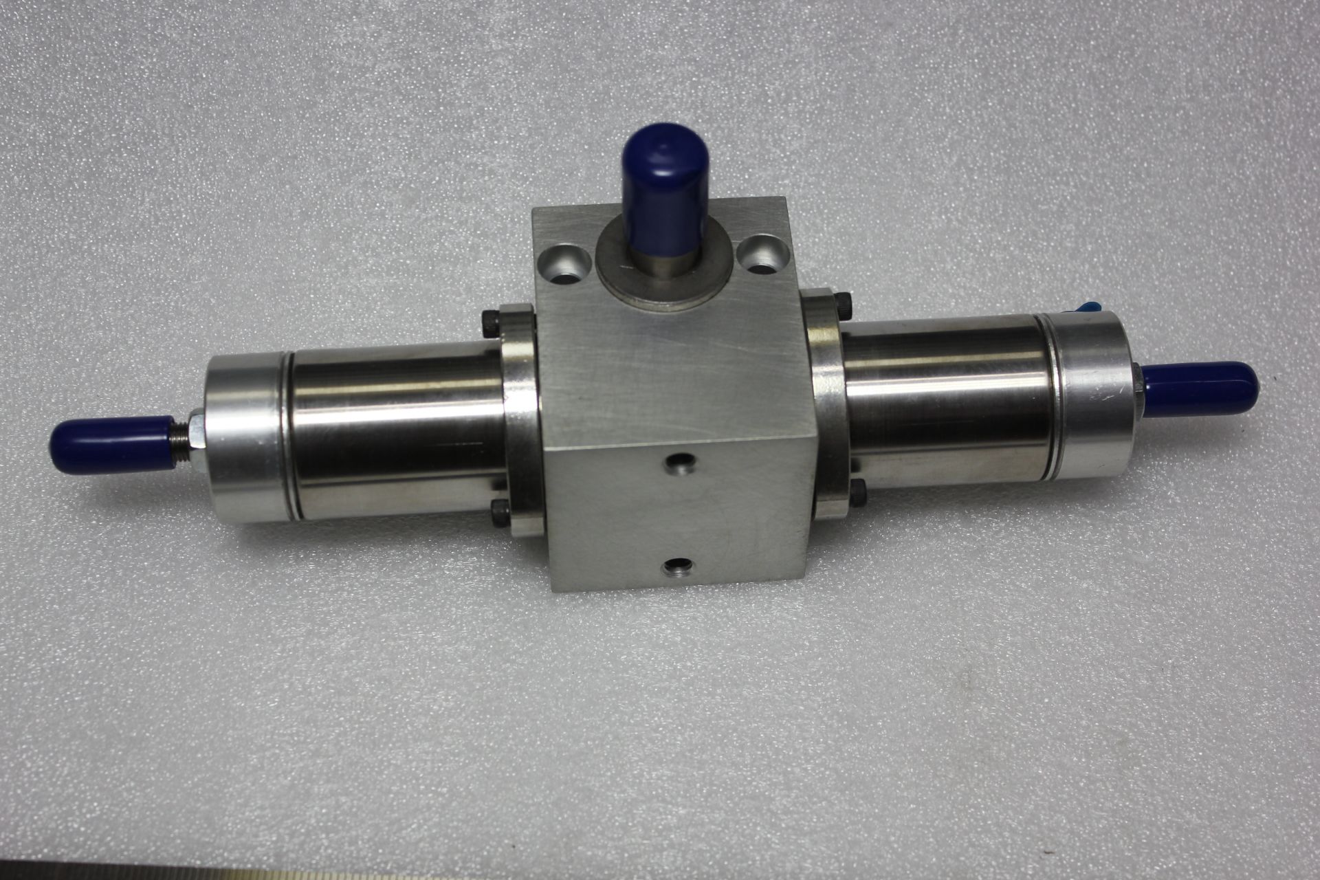 NEW BIMBA ROTARY ACTUATOR - Image 3 of 3