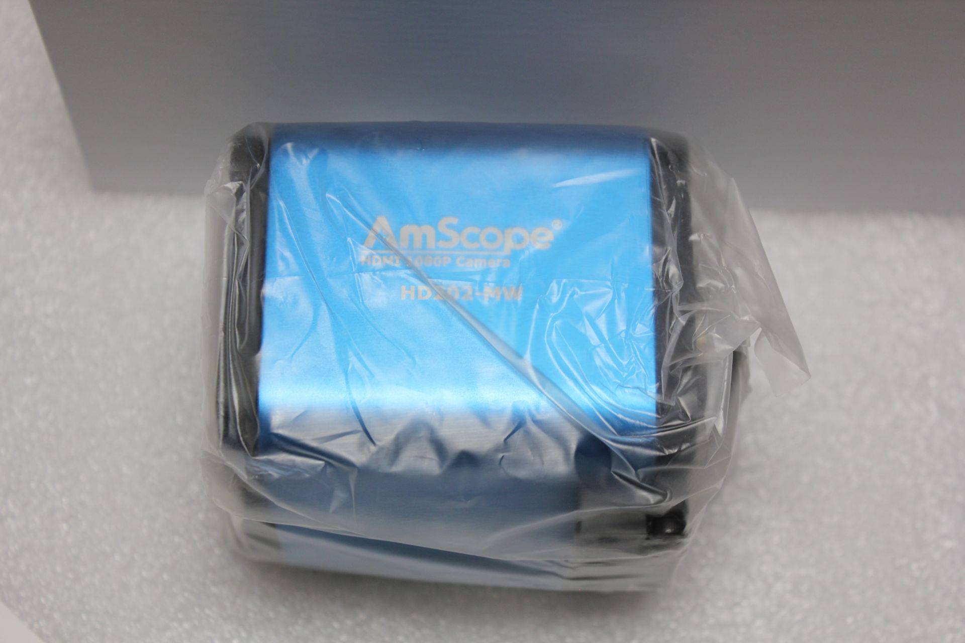 NEW AMSCOPE 1080P HDMI & WiFi MICROSCOPE CAMERA - Image 7 of 8