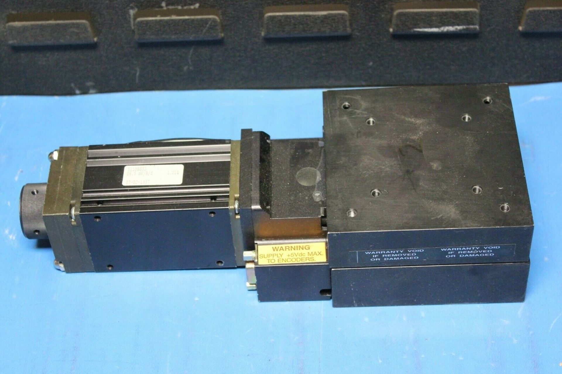 PRECISION LINEAR STAGE WITH ELCOM SERVO MOTOR