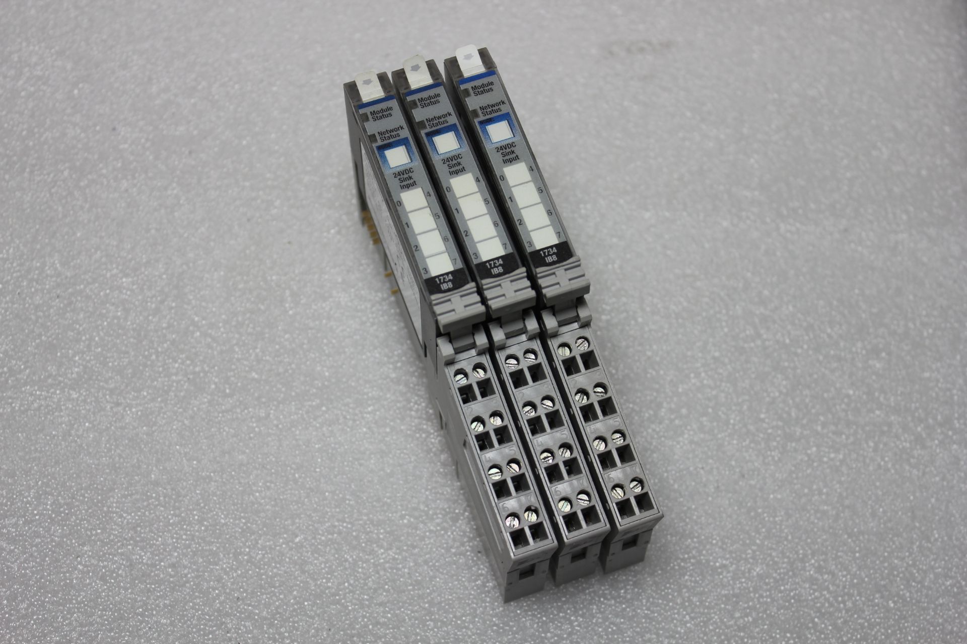 LOT OF ALLEN BRADLEY POINT I/O MODULES WITH CARRIERS