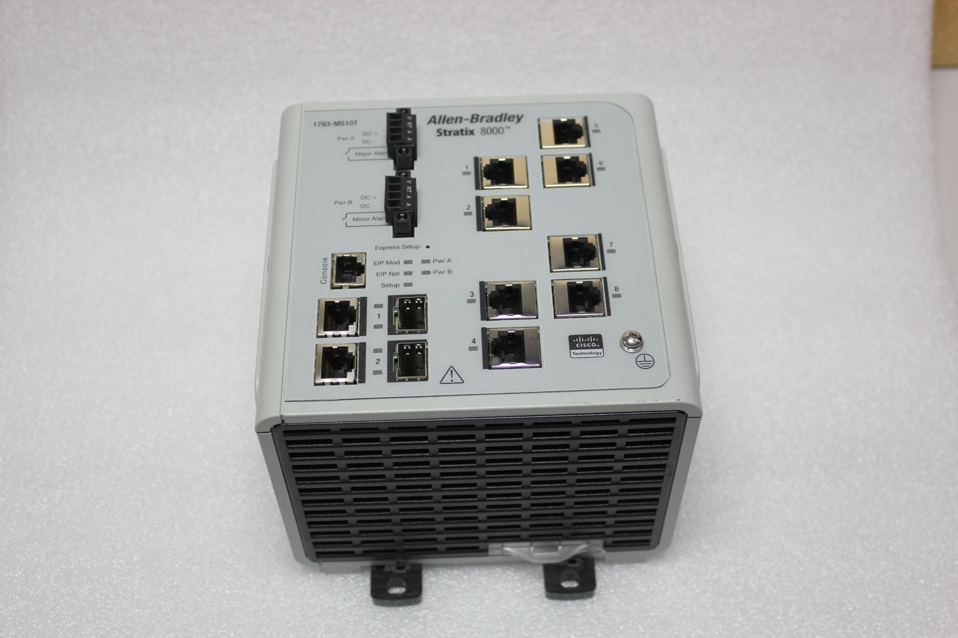 ALLEN BRADLEY STRATIX 8000 INDUSTRIAL ETHERNET SWITCH