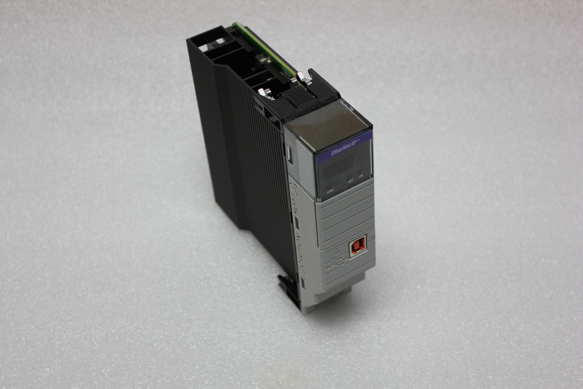 ALLEN BRADLEY CONTROLLOGIX ETHERNET/IP PLC MODULE