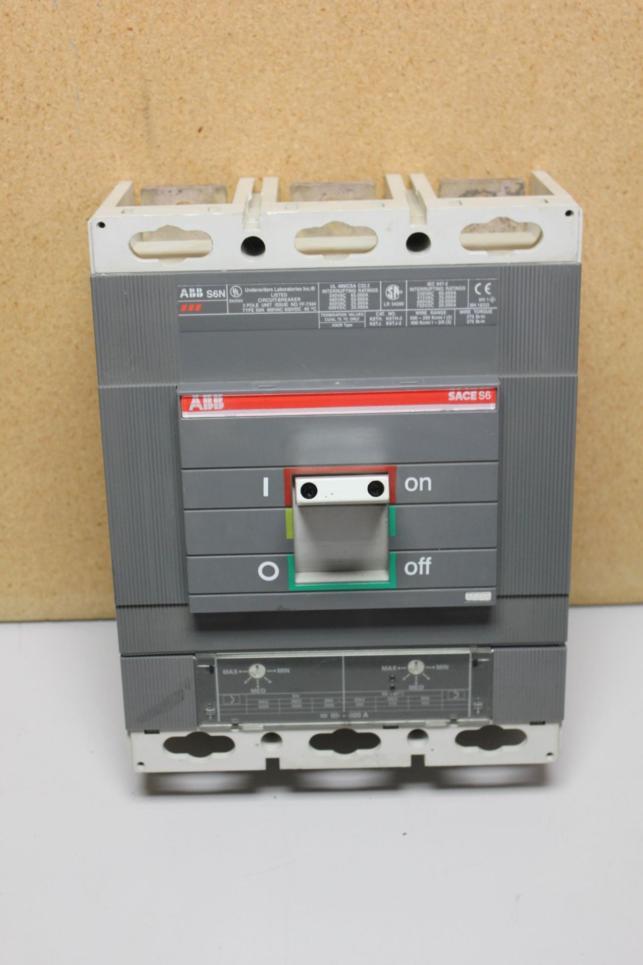 ABB SACE S6 600A 600V CIRCUIT BREAKER - Image 2 of 8