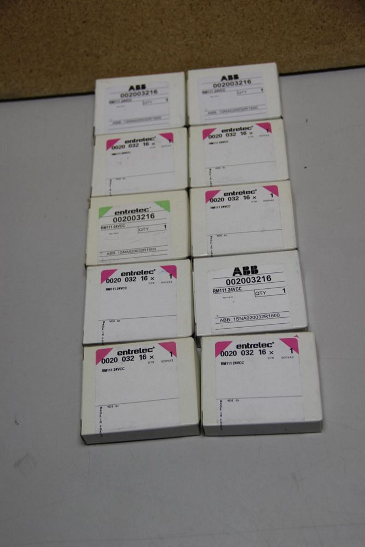 LOT OF NEW ABB ENTRELEC NON-LATCHING RELAY MODULES