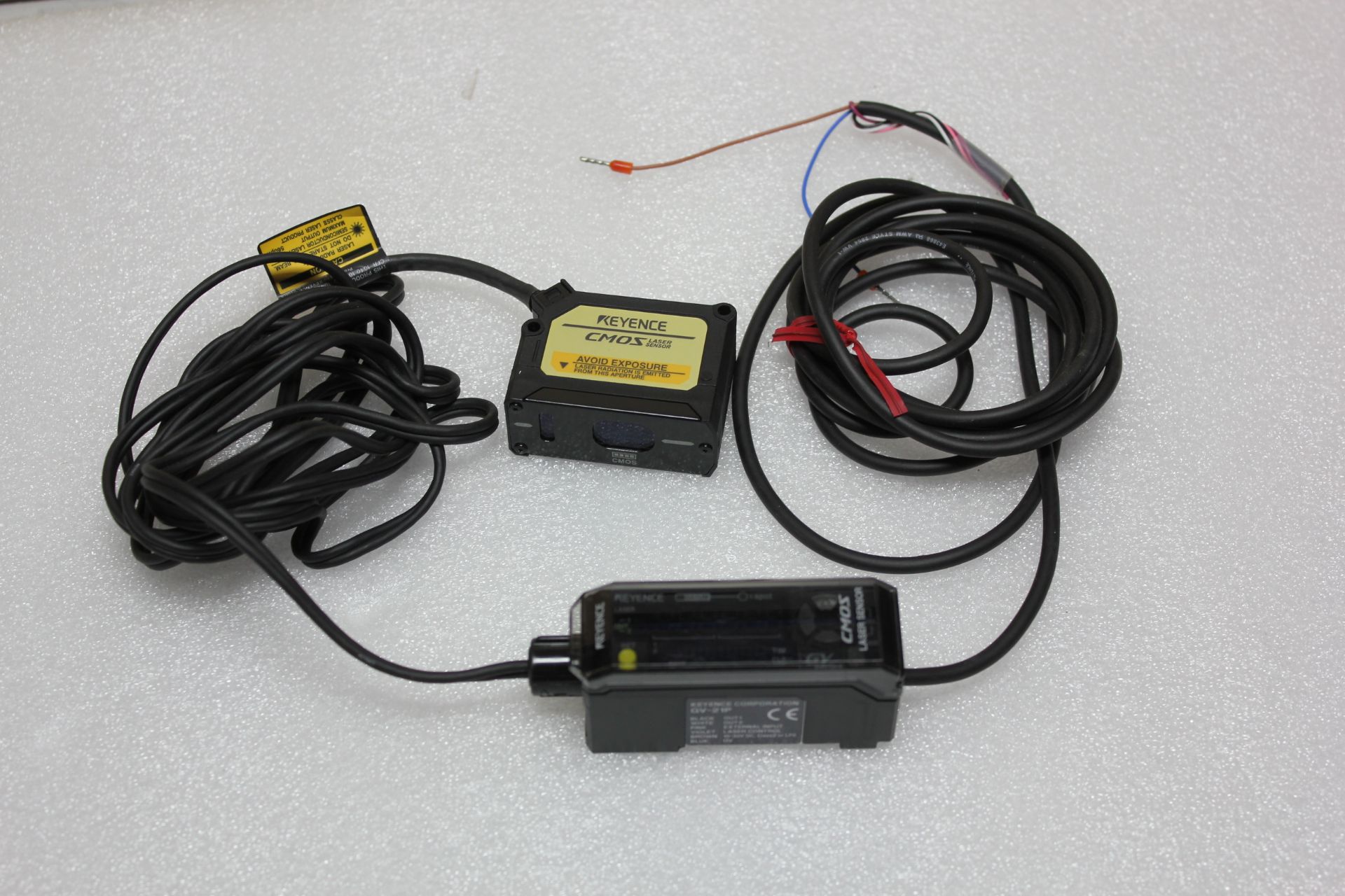 KEYENCE LASER SENSOR & AMPLIFIER MAIN UNIT