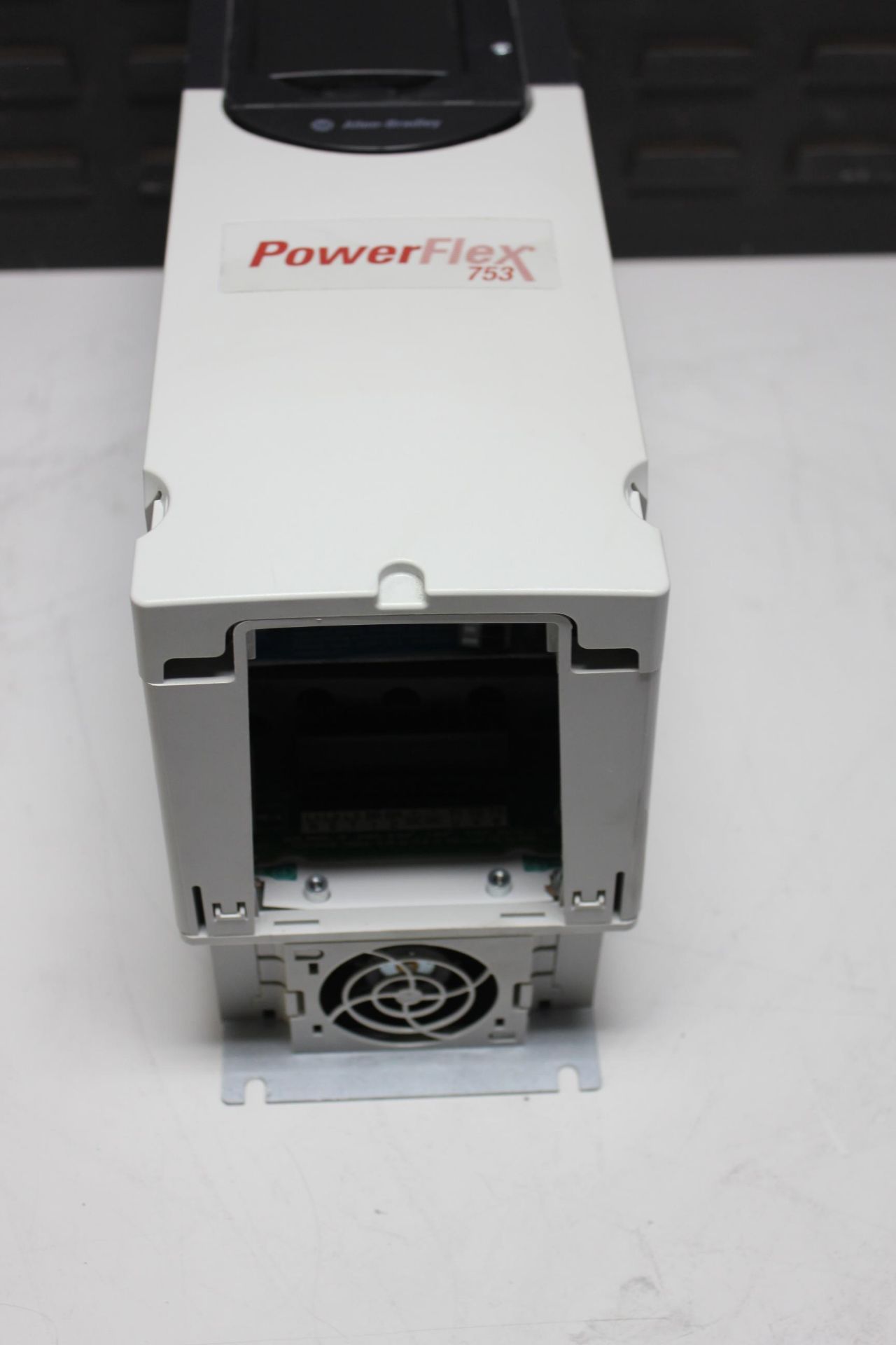 ALLEN BRADLEY POWERFLEX 753 15HP AC DRIVE - Image 14 of 16