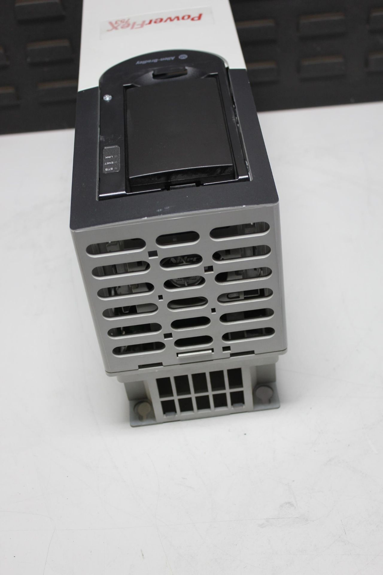 ALLEN BRADLEY POWERFLEX 753 15HP AC DRIVE - Image 15 of 16