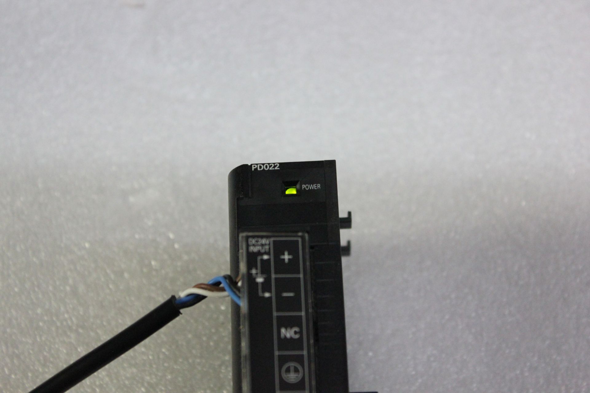 OMRON PLC POWER SUPPLY - Image 3 of 3