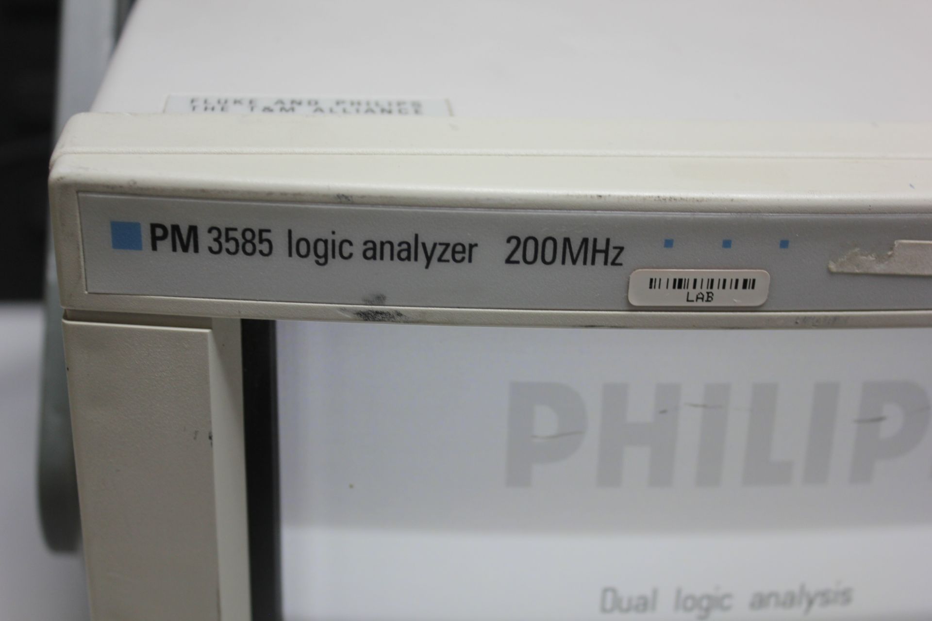 PHILIPS PM3585 LOGIC ANALYER - Image 4 of 7