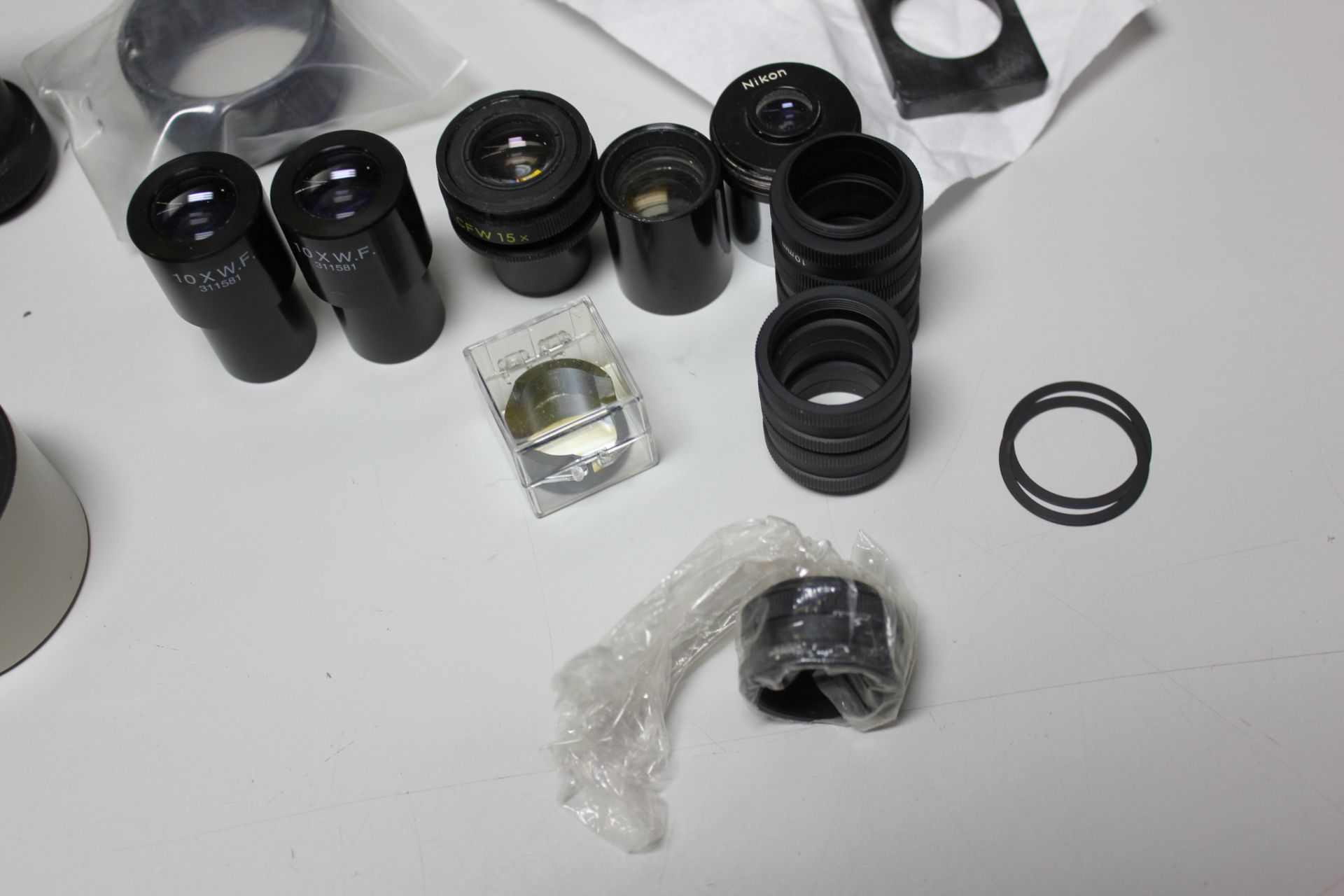 LOT OF MICROSCOPE ACCESSORIES - Image 6 of 11