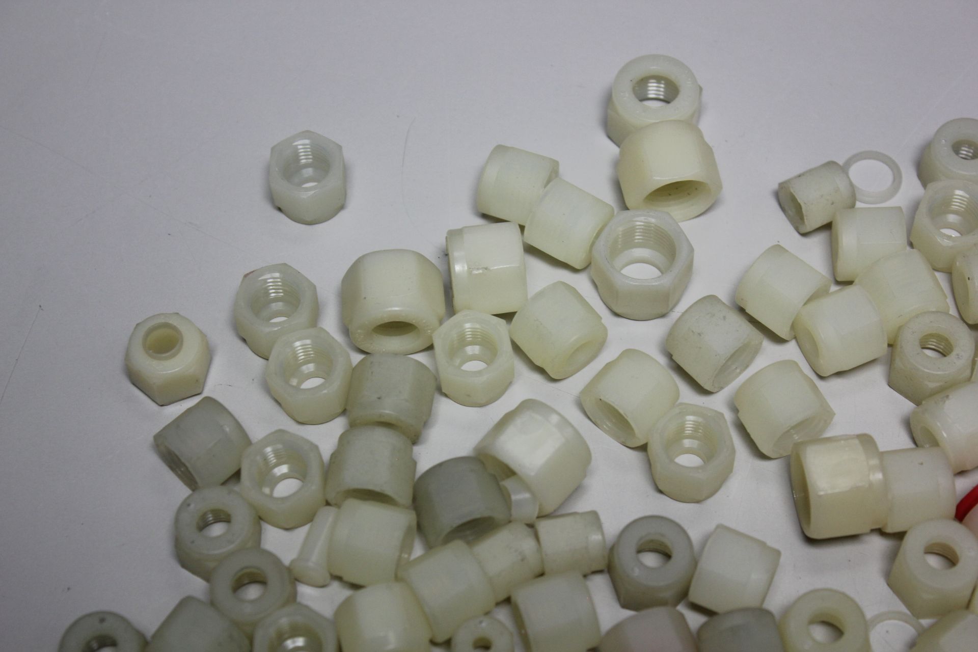 LOT OF NEW SWAGELOK FITTINGS NUTS - Image 2 of 5