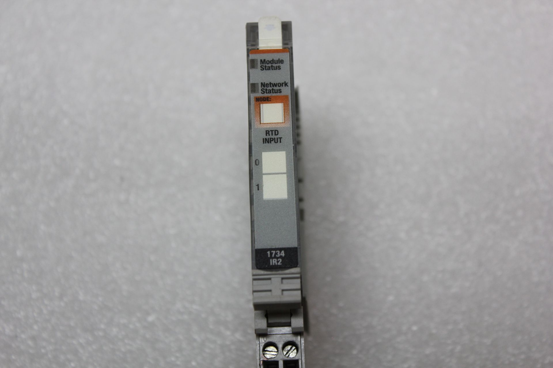 ALLEN BRADLEY RTD POINT I/O MODULE WITH CARRIER - Image 2 of 4