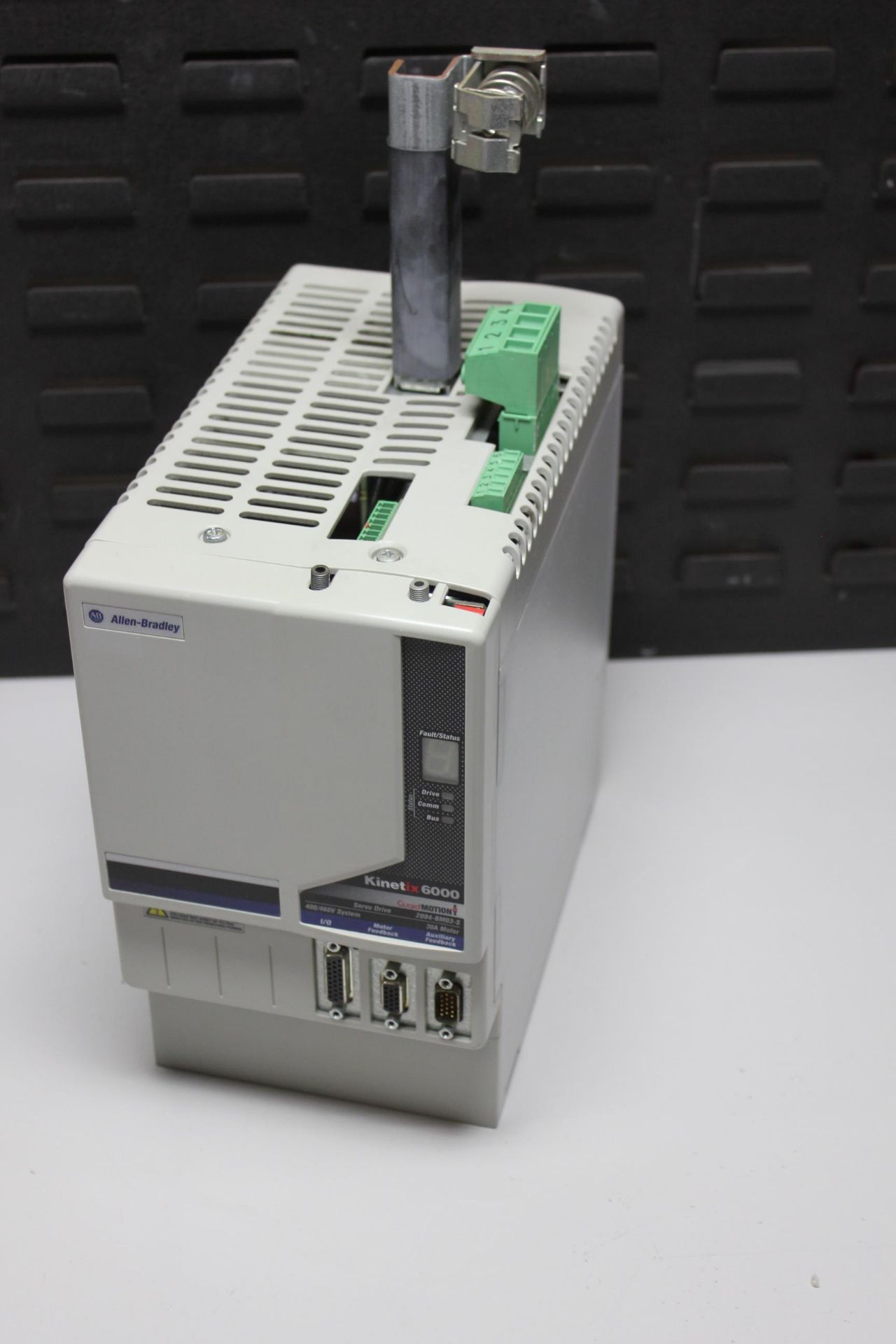 ALLEN BRADLEY KINETIX 6000 SERVO DRIVE