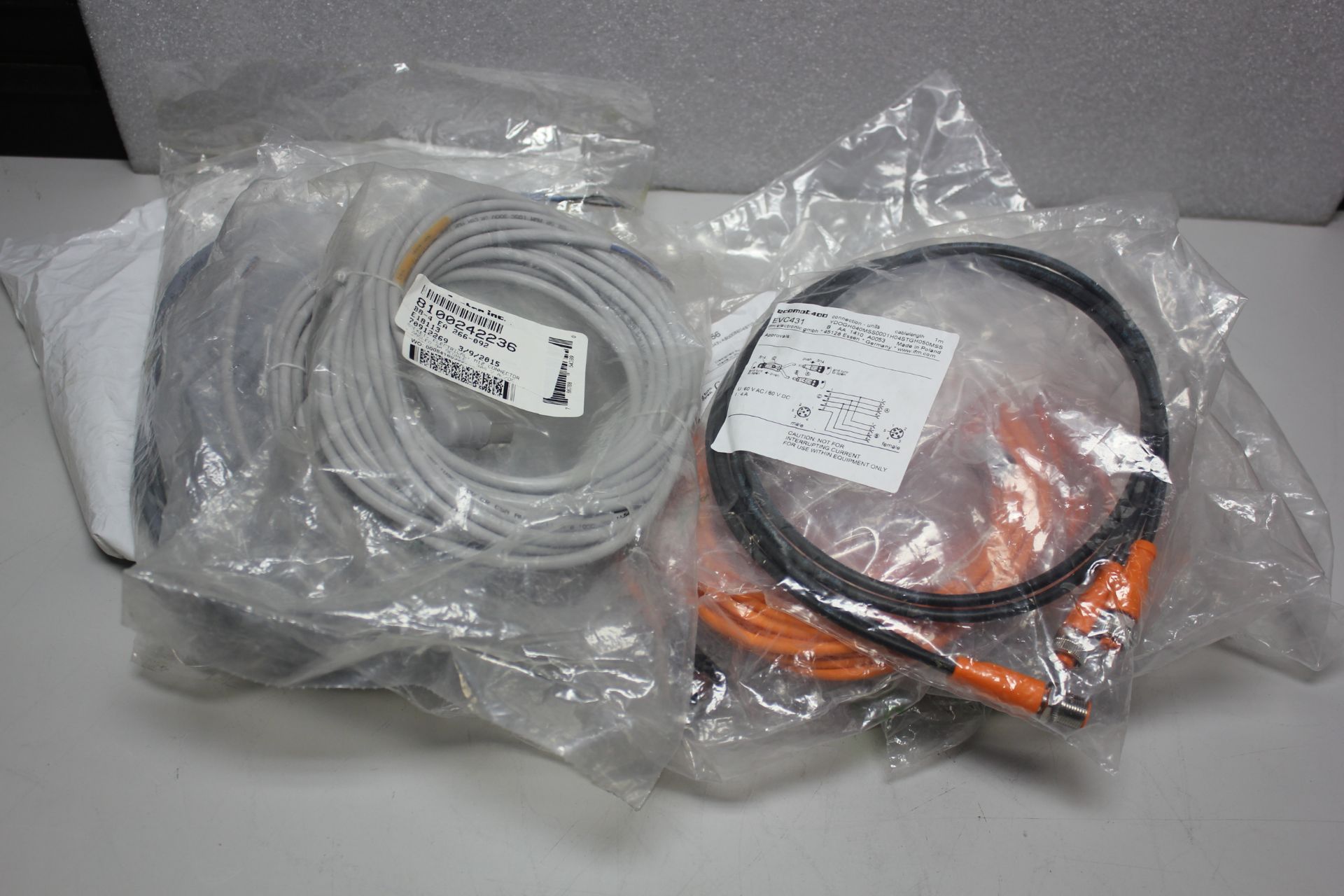 LOT OF NEW PROXIMITY SENSOR CABLES