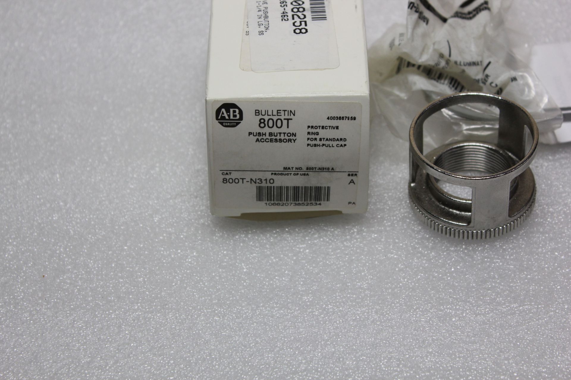 NEW ALLEN BRADLEY PUSH BUTTON PROTECTIVE RING - Image 2 of 2