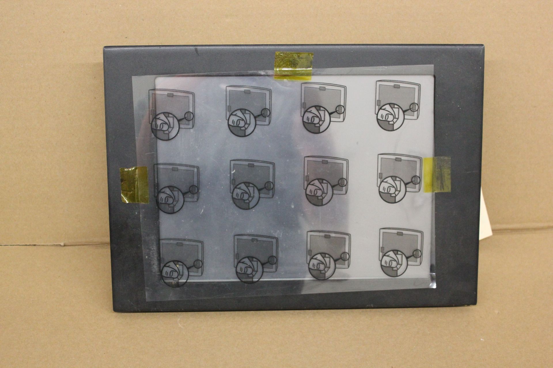 ARISTA LCD TOUCHSCREEN MONITOR PANEL
