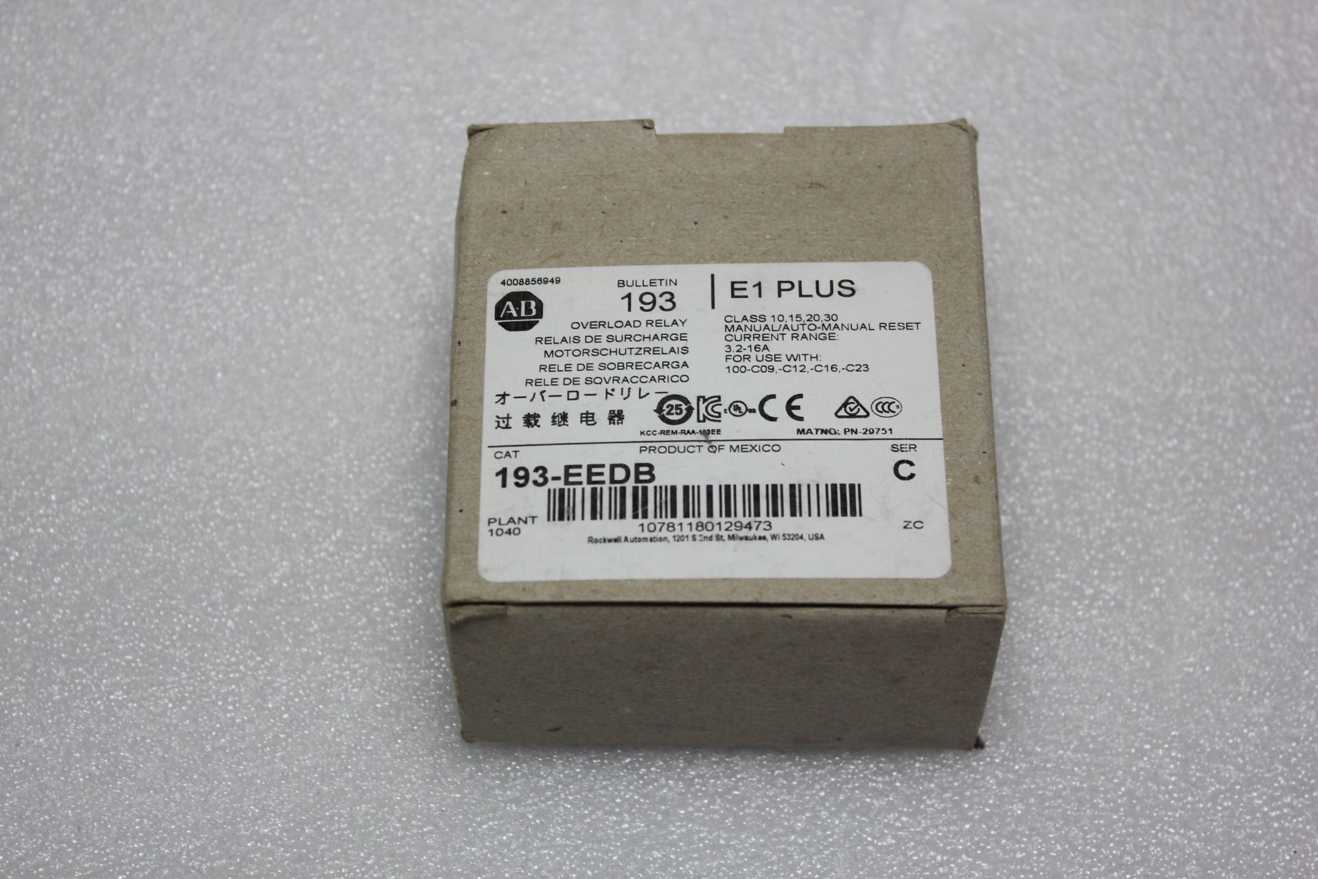 NEW ALLEN BRADLEY OVERLOAD RELAY