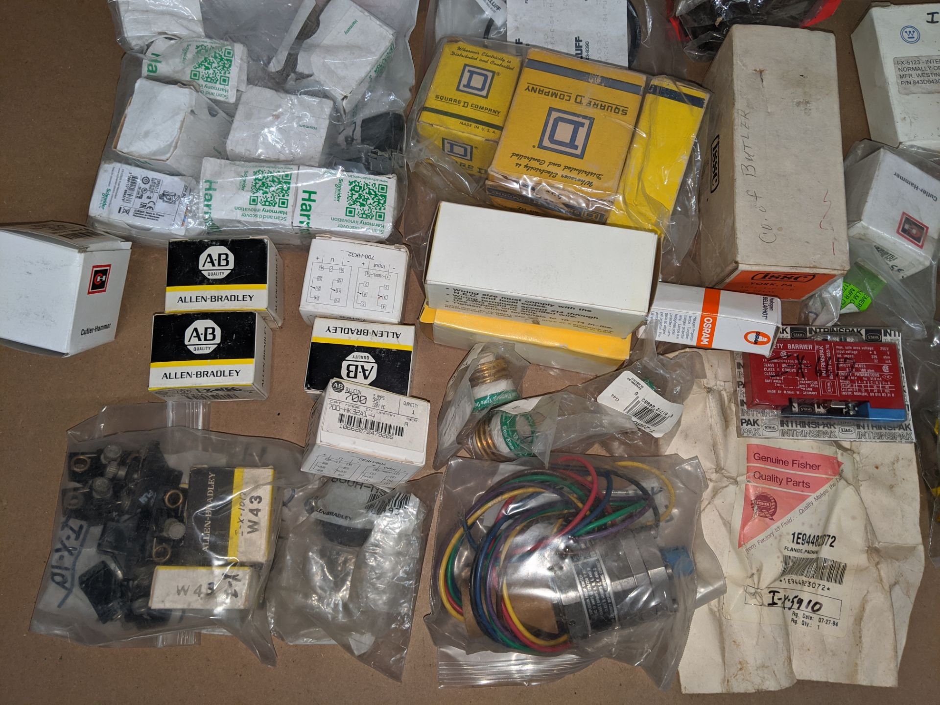 LOT OF MISC PARTS - Image 7 of 10