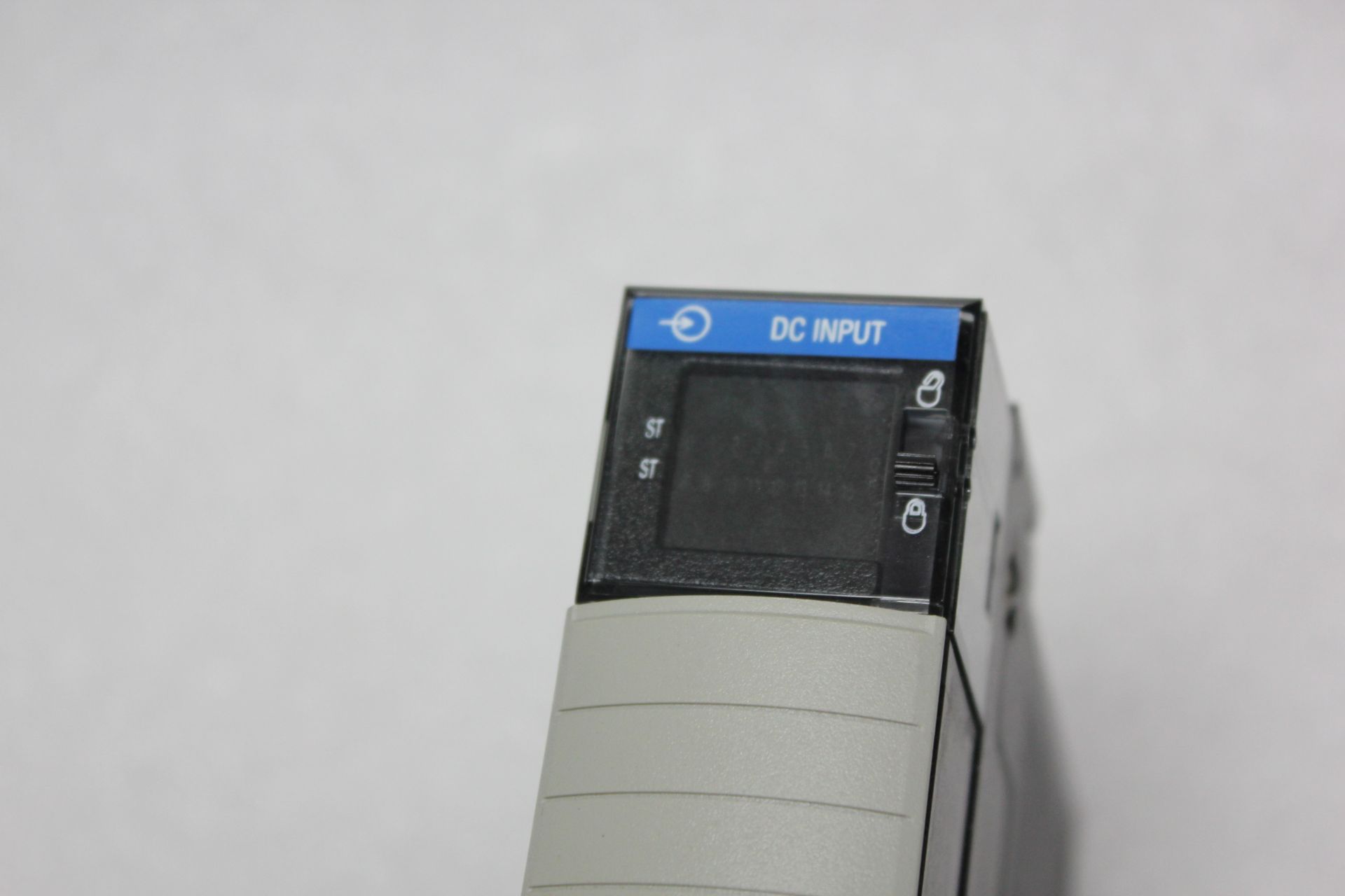 ALLEN BRADLEY CONTROLLOGIX PLC MODULE - Image 3 of 3