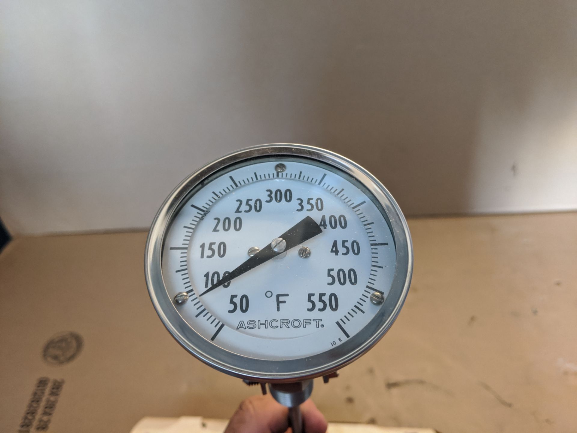 NEW ASHCROFT 50-550°F THERMOMETER - Image 3 of 3