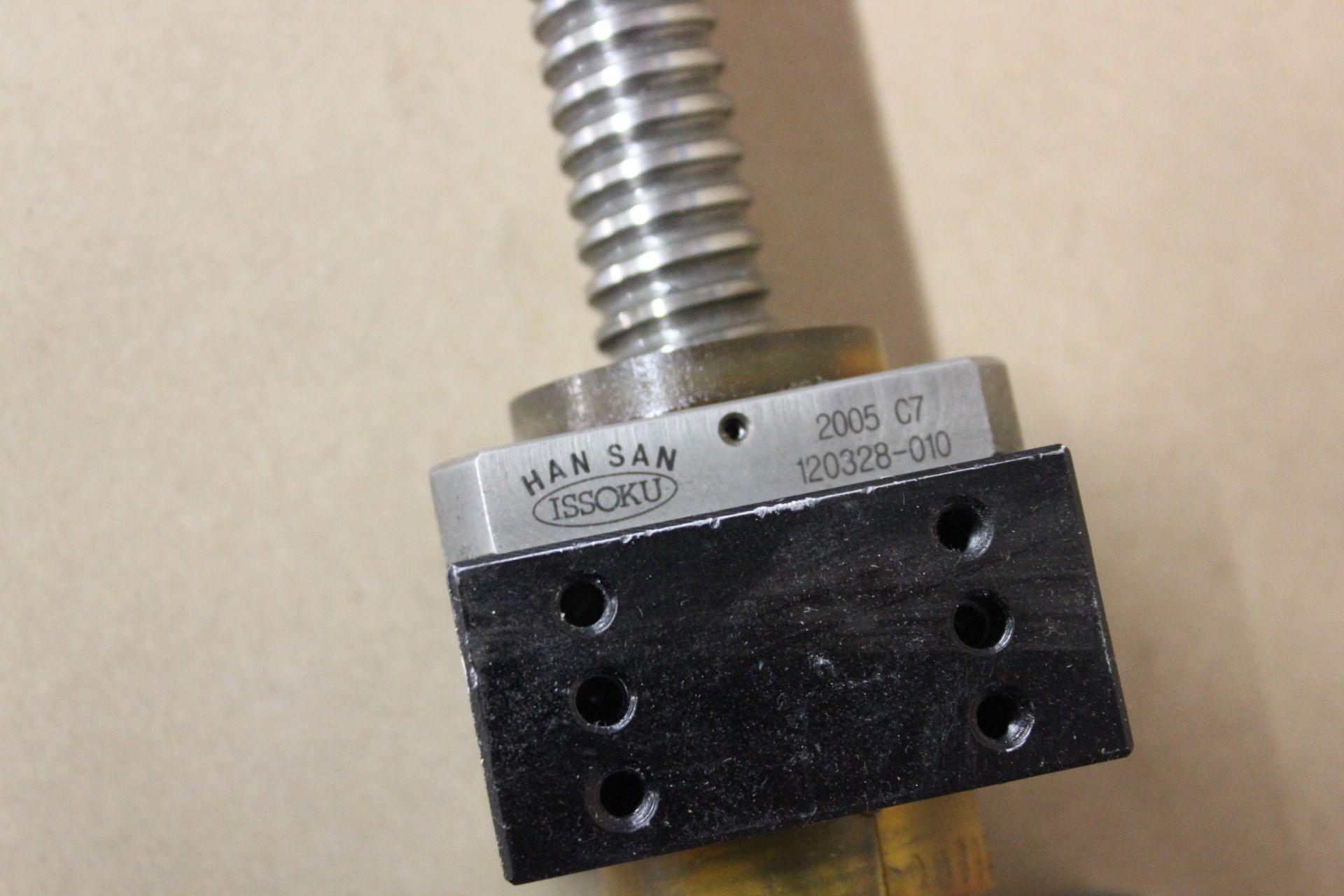 HAN SAN ISSOKU BALL SCREW WITH NUT - Image 7 of 7