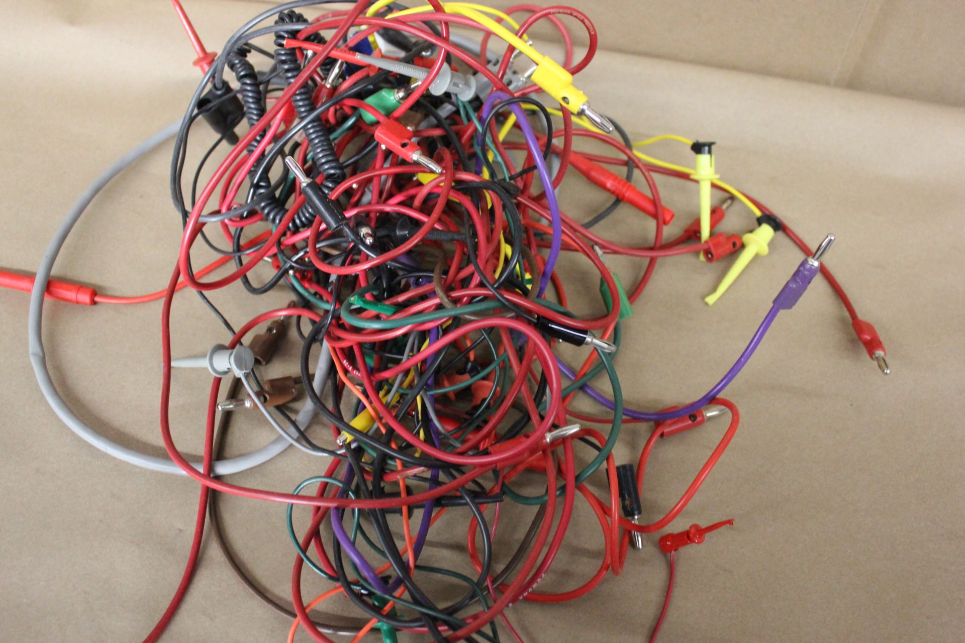 LOT OF TEST PROBES AND CABLES - Image 14 of 18