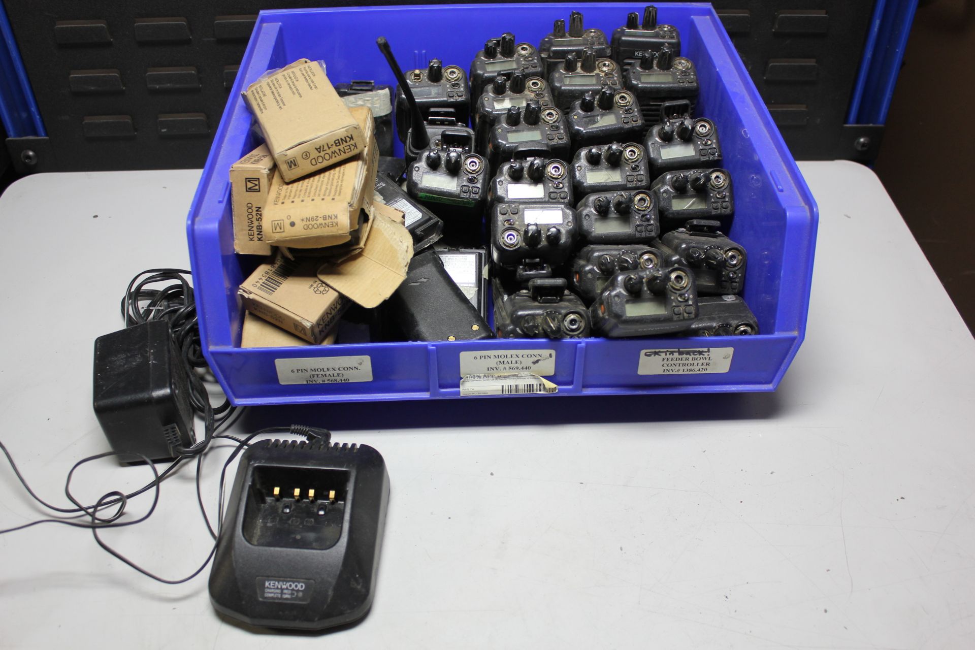 LOT OF KENWOOD HAND HELD TRANSCEIVER RADIOS & BATTERIES