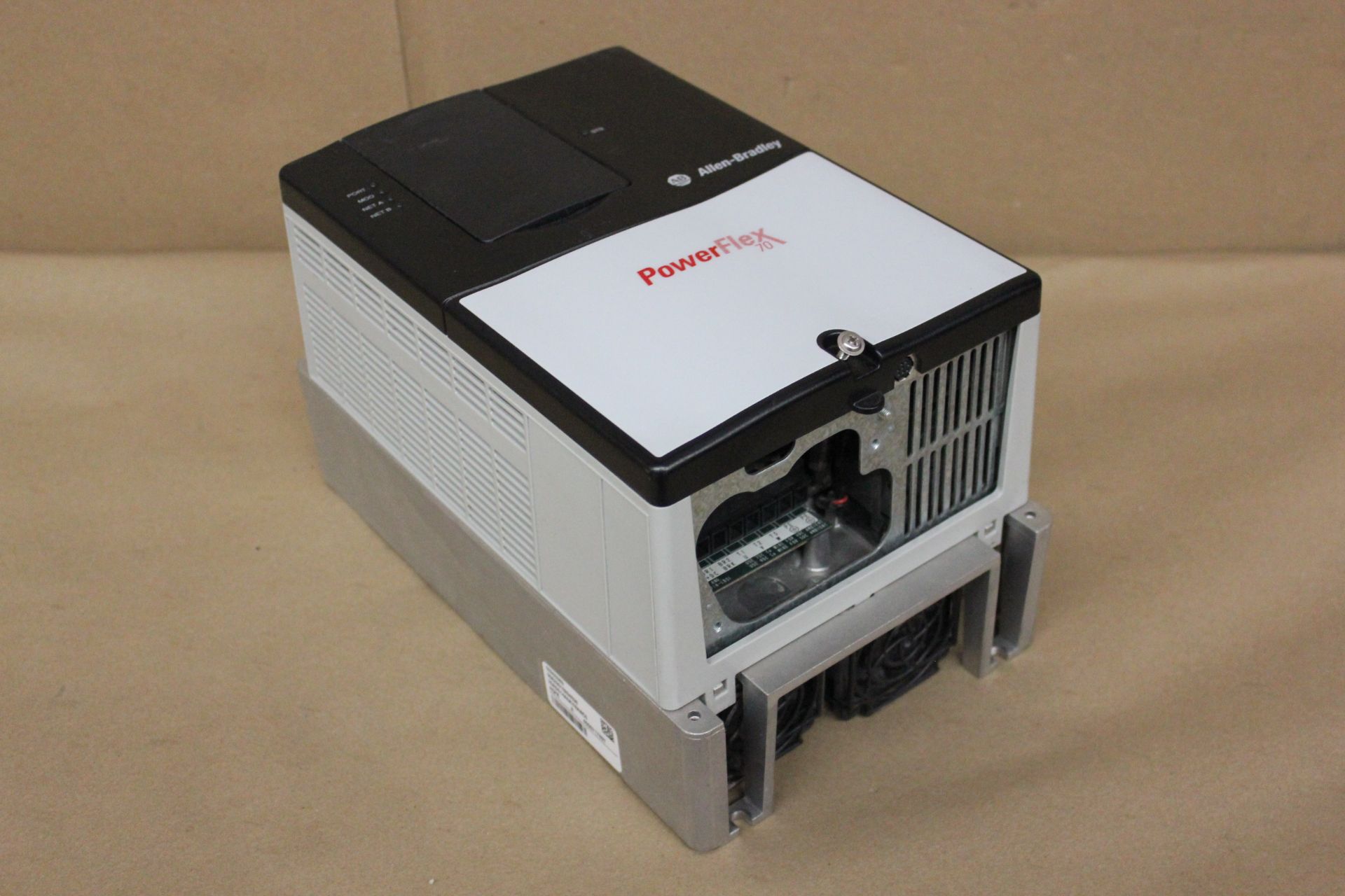 ALLEN BRADLEY POWERFLEX 70 10HP AC DRIVE - Image 5 of 10