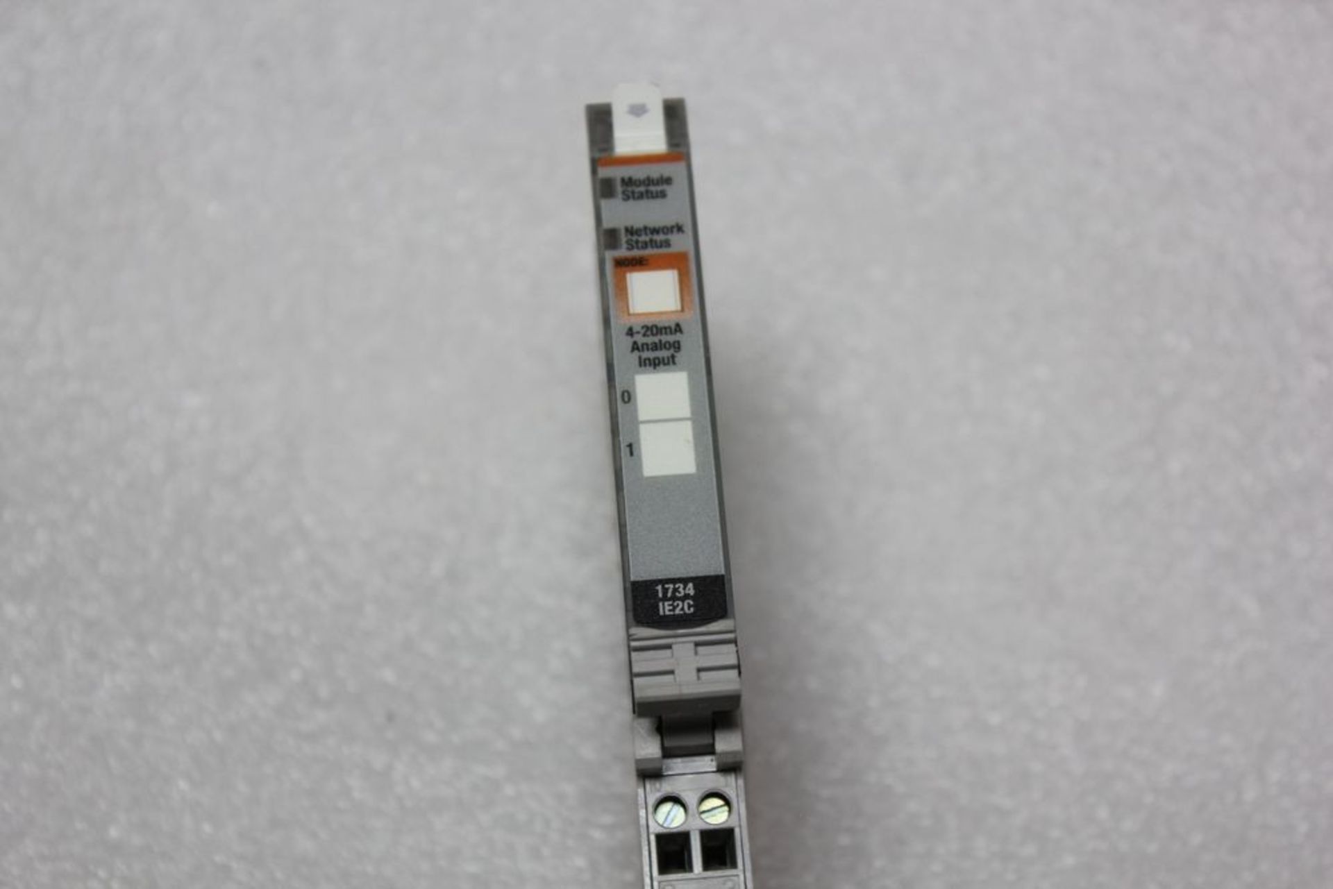 ALLEN BRADLEY POINT I/O MODULE WITH CARRIER - Image 2 of 4