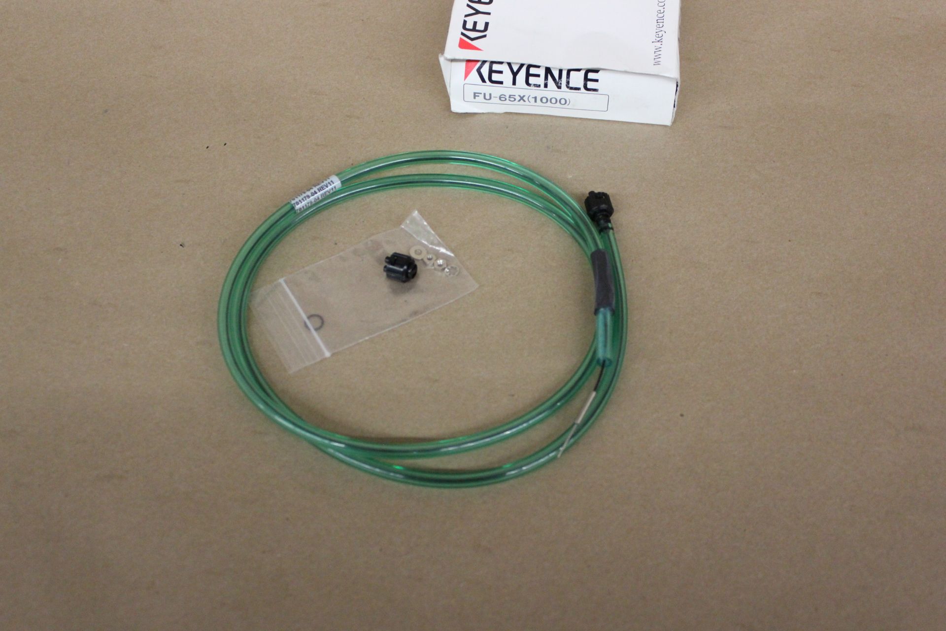 NEW KEYENCE FIBER OPTIC SENSOR - Image 2 of 4