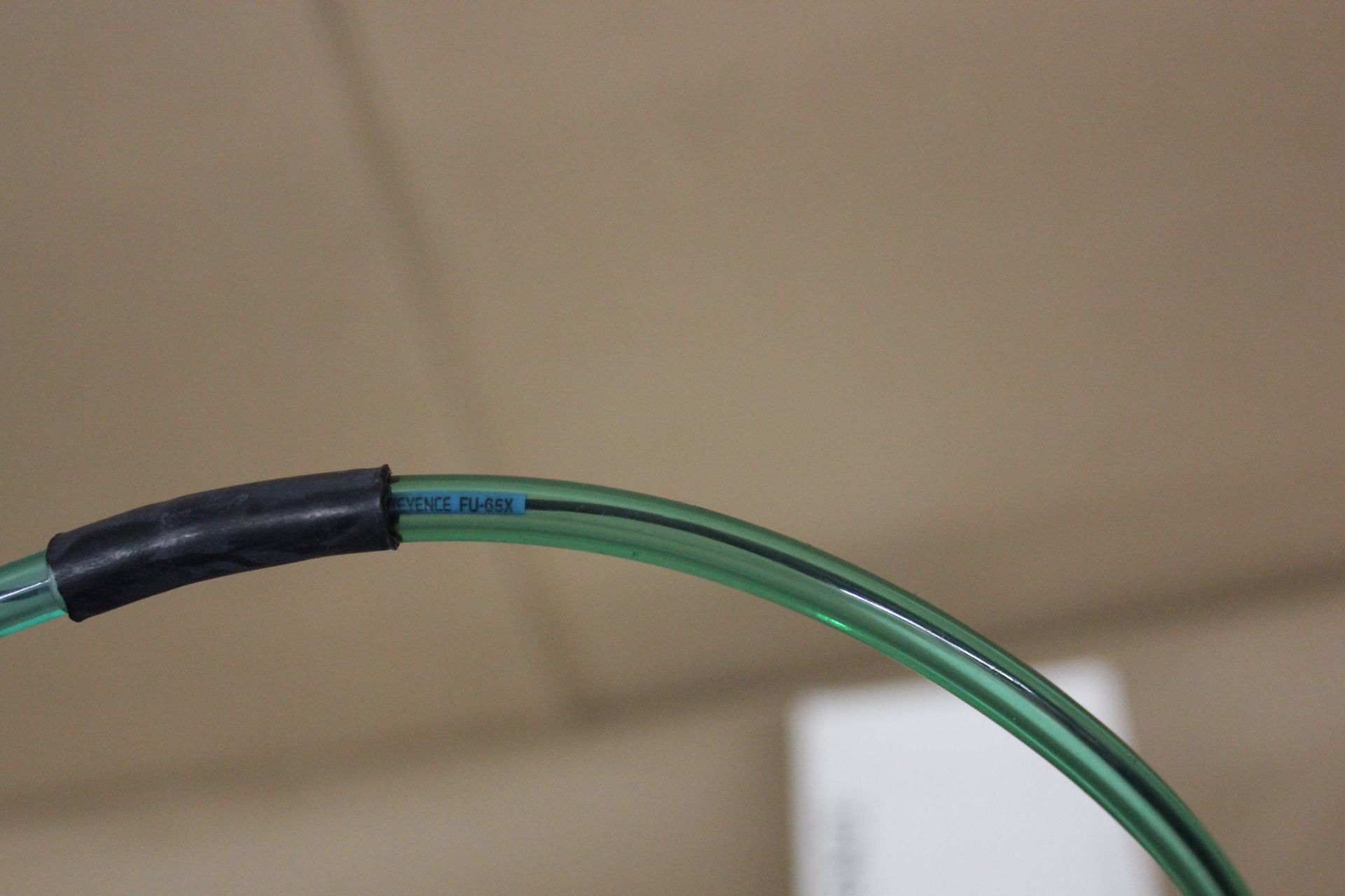 NEW KEYENCE FIBER OPTIC SENSOR - Image 4 of 4