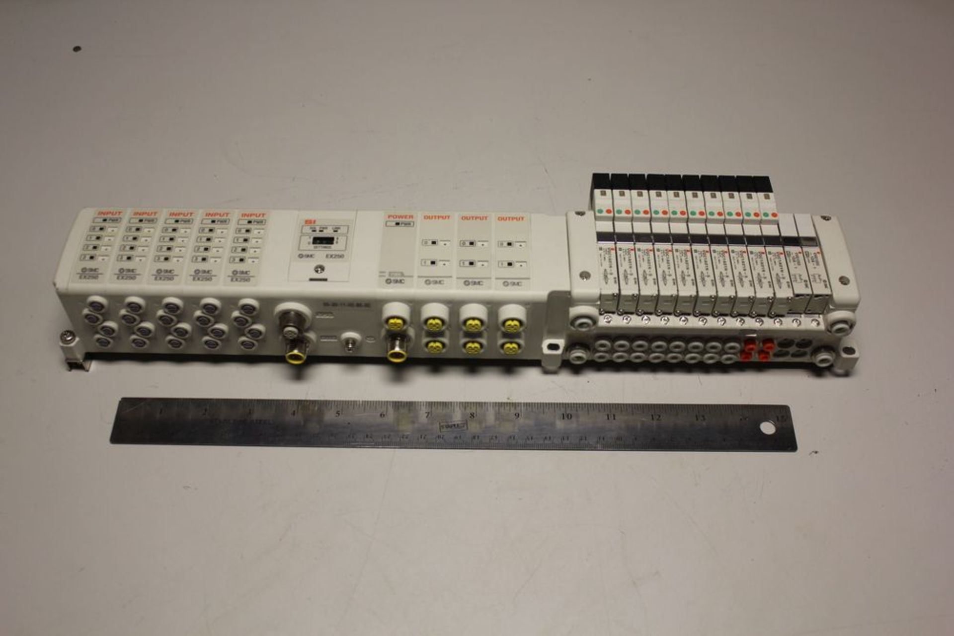 LARGE SMC MANIFOLD WITH SOLENOID VALVES AND INETRFACE MODULES