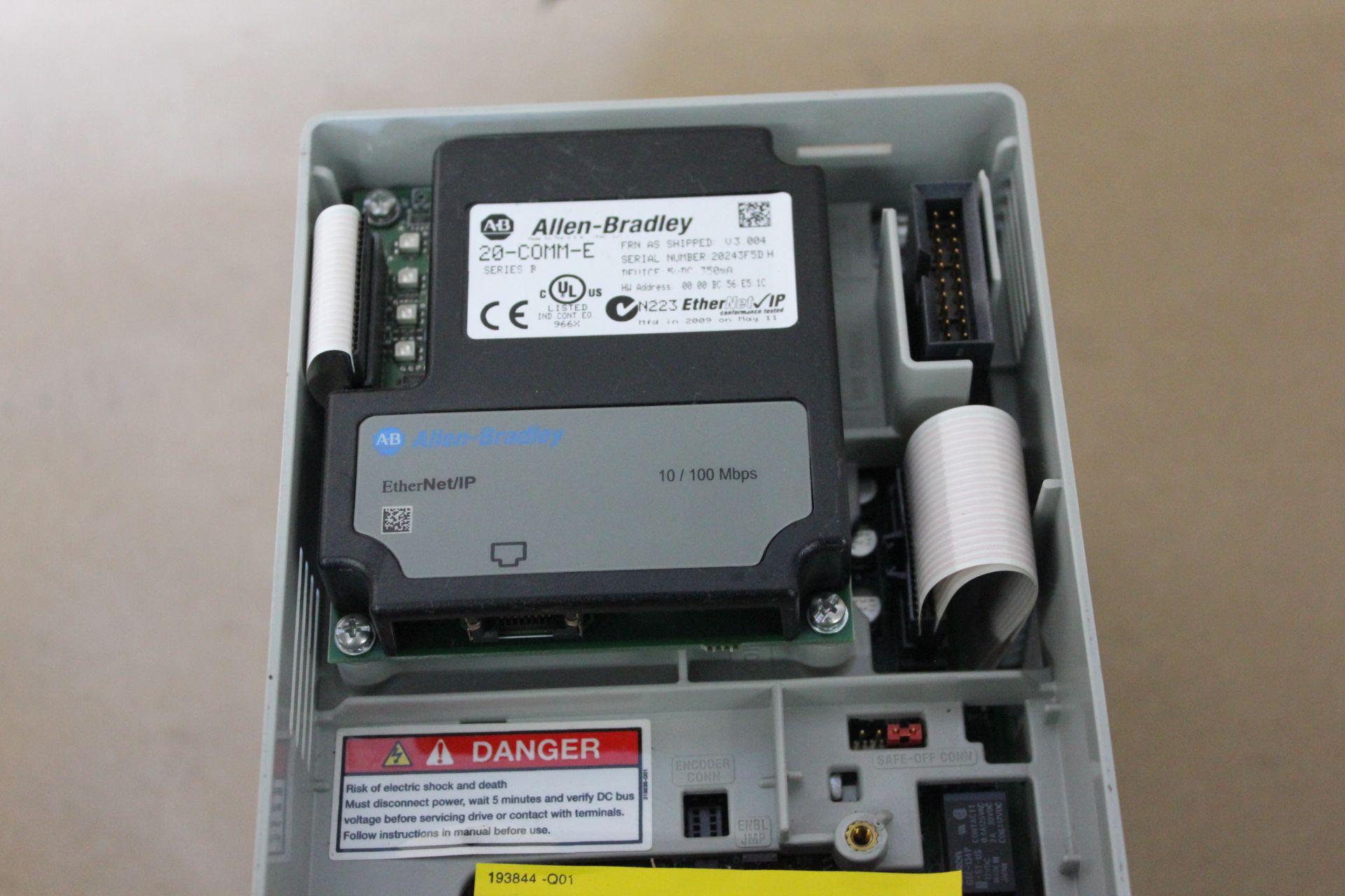 ALLEN BRADLEY POWERFLEX 70 1HP AC DRIVE - Image 4 of 6