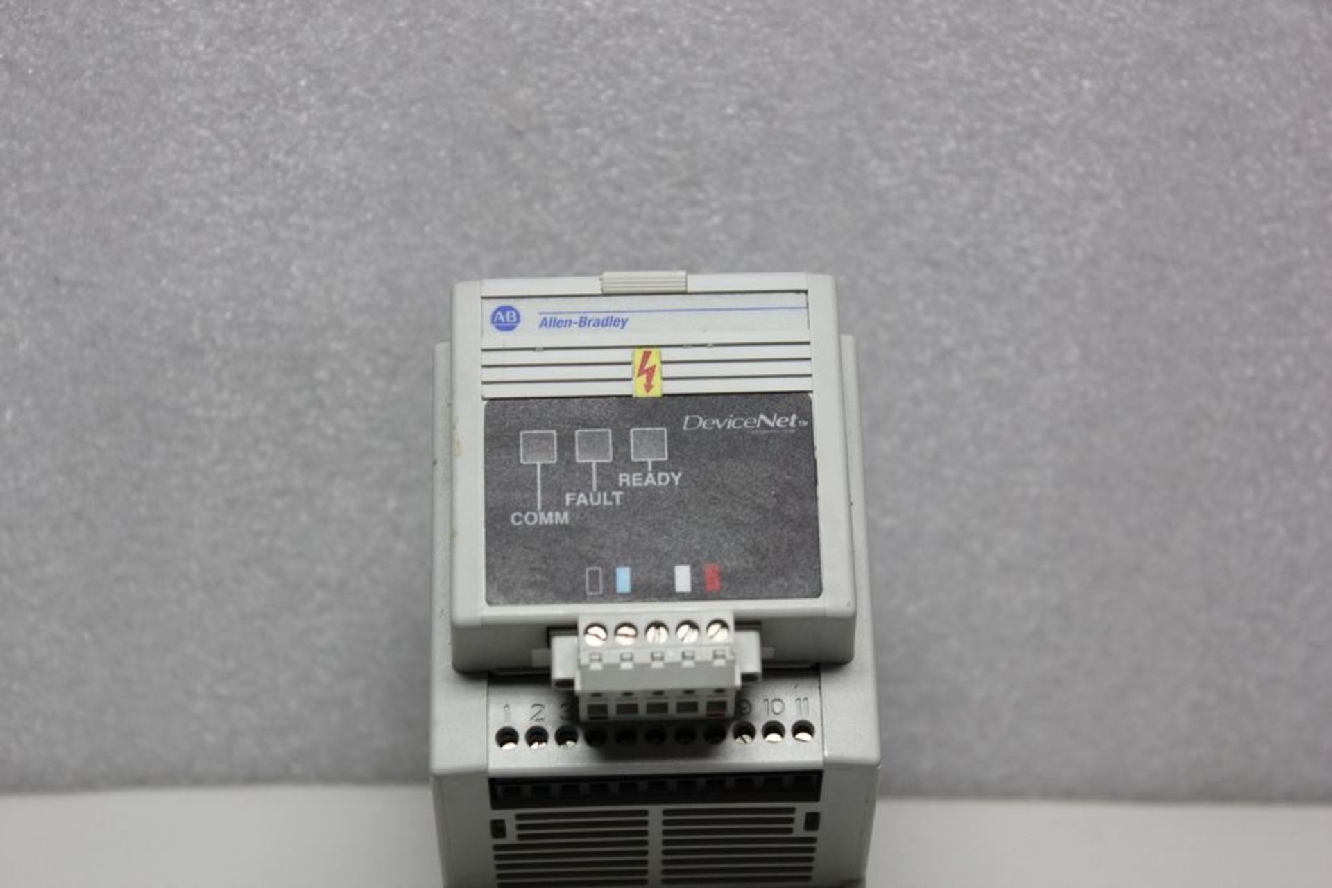 ALLEN BRADLEY 1HP PRESET SPEED DRIVE - Image 2 of 3