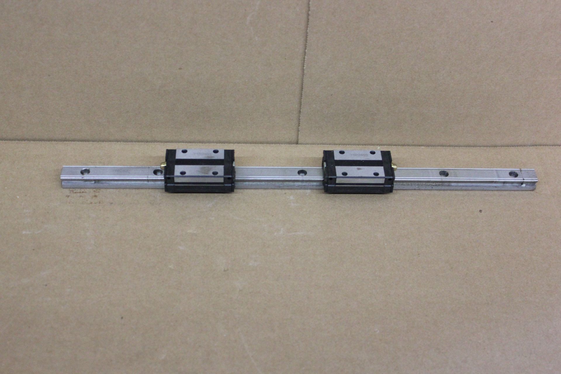 16" LINEAR GUIDE RAIL WITH GUIDE BLOCKS
